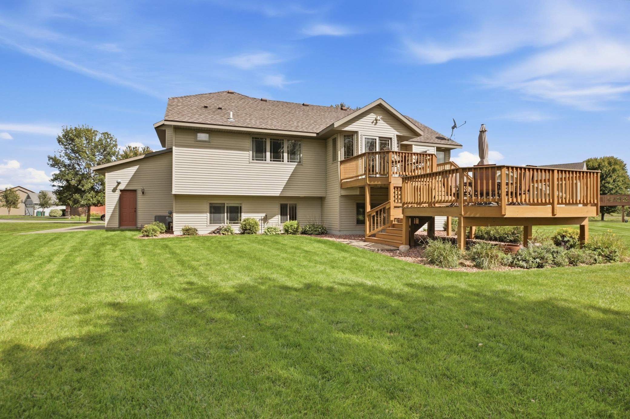 26075 Bluebird Lane Property Photo 9
