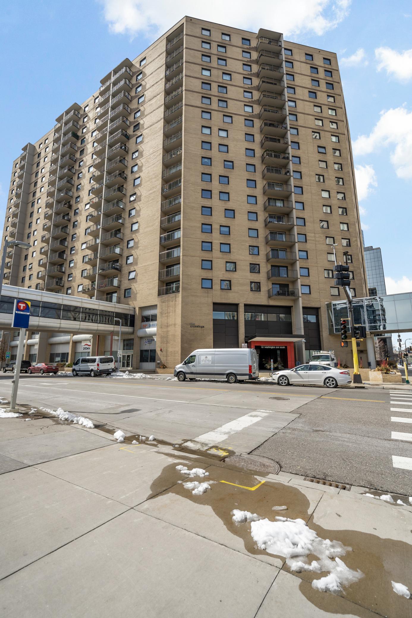 250 2nd Avenue S 205