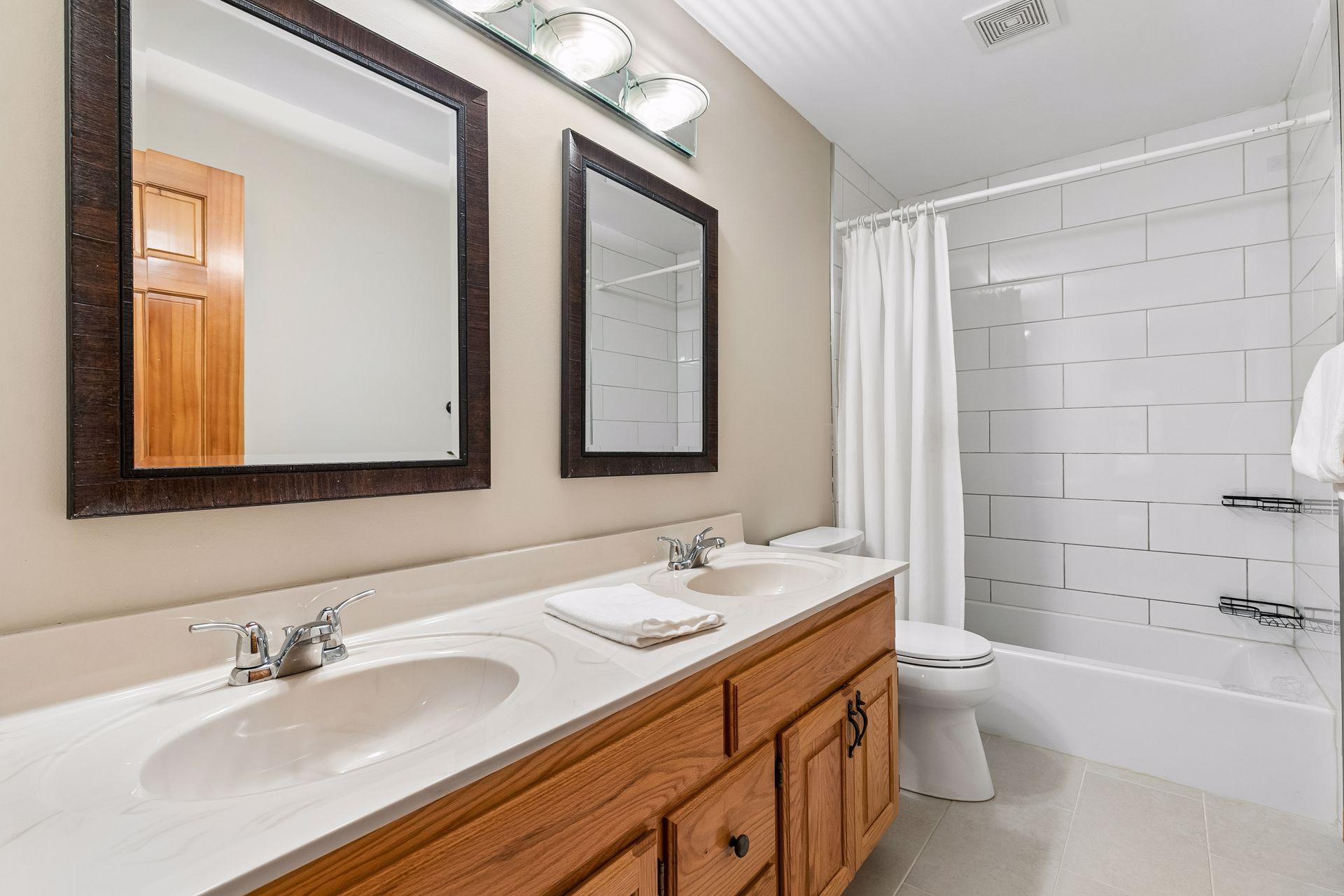 14841 Langdon Place Property Photo 23