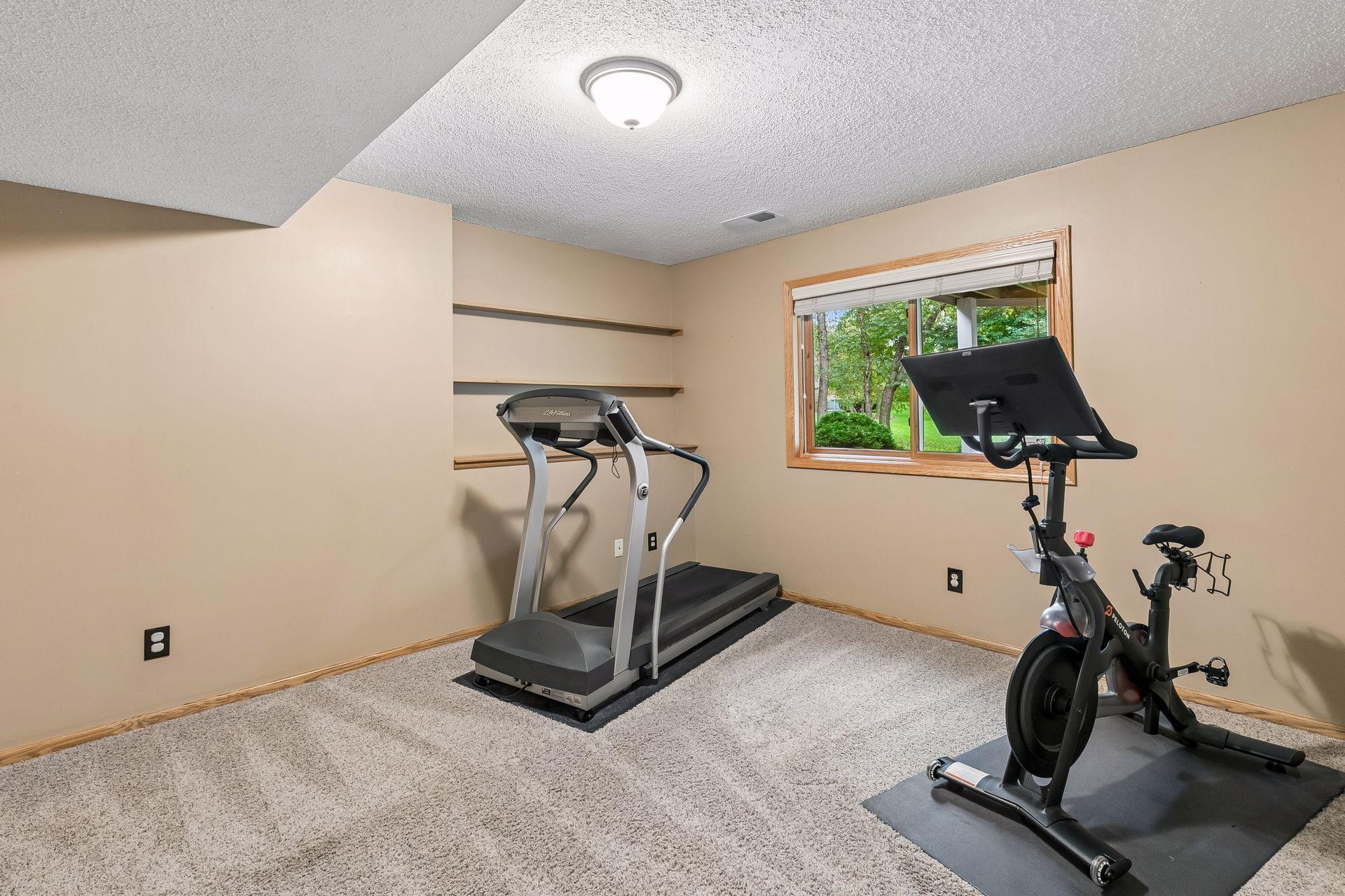 14841 Langdon Place Property Photo 33