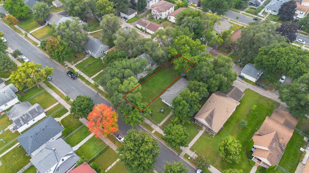 5135 Irving Avenue N Property Photo 12