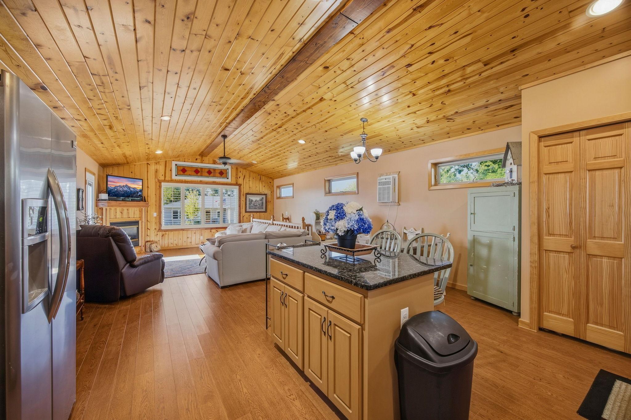 1712 Kestrel Circle Property Photo 15