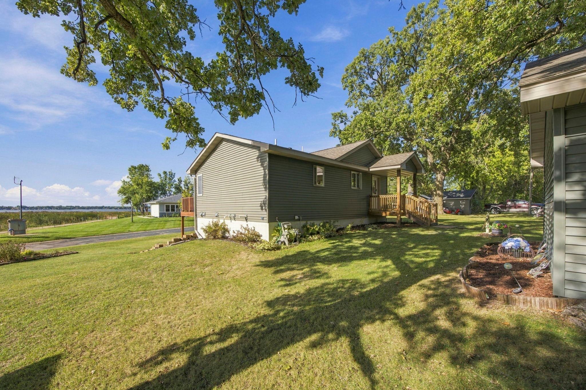 1712 Kestrel Circle Property Photo 28