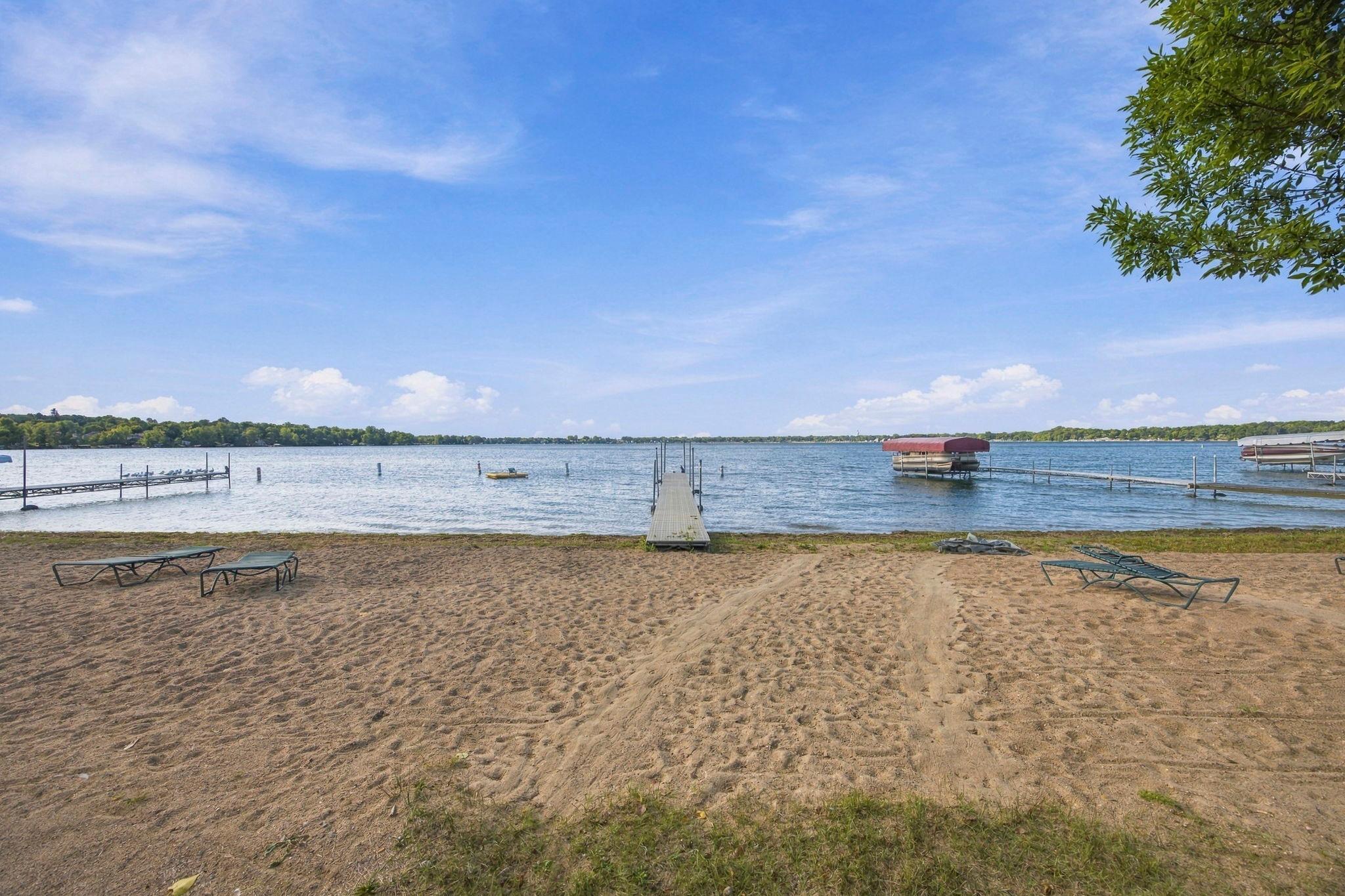 1712 Kestrel Circle Property Photo 36