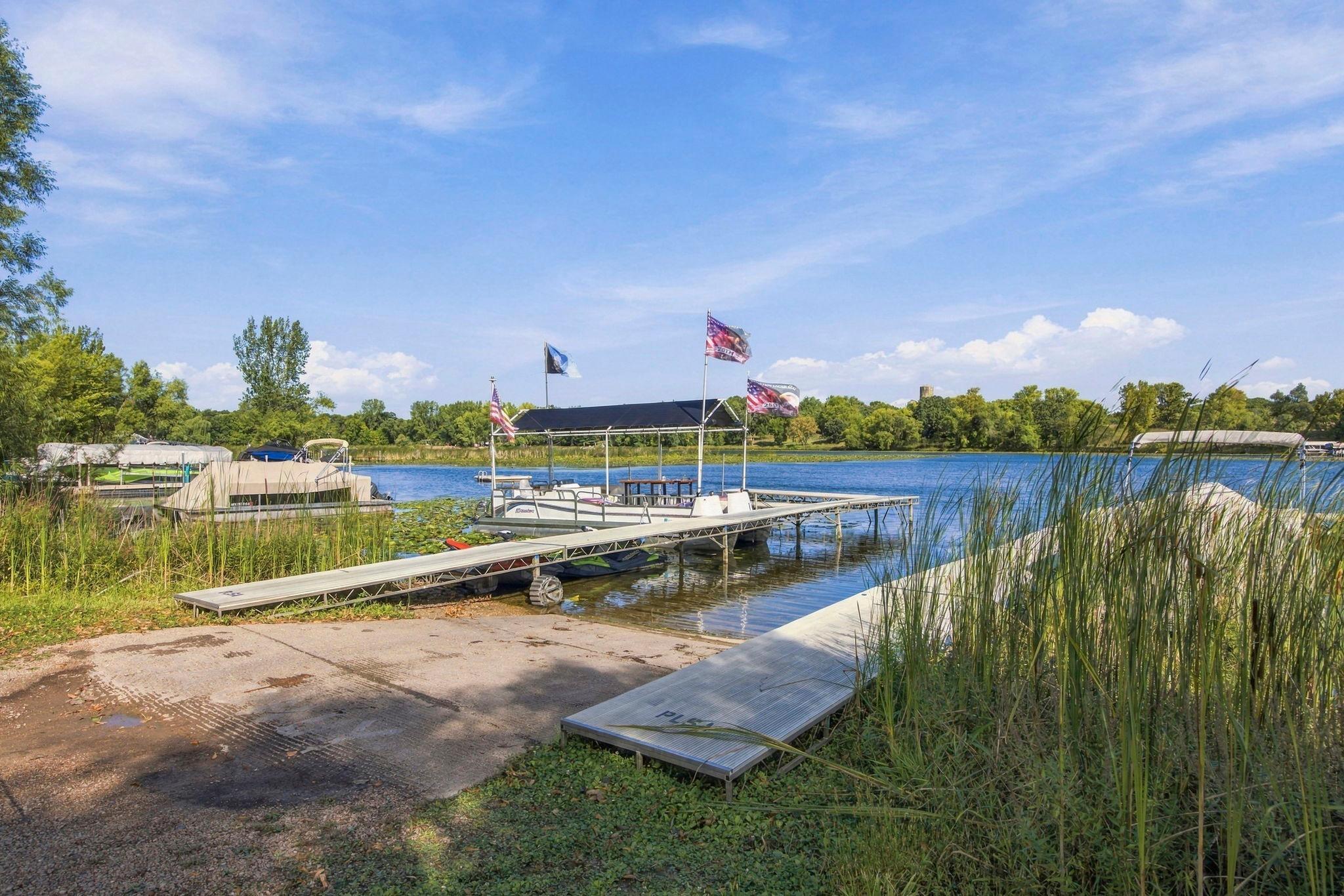 1712 Kestrel Circle Property Photo 42