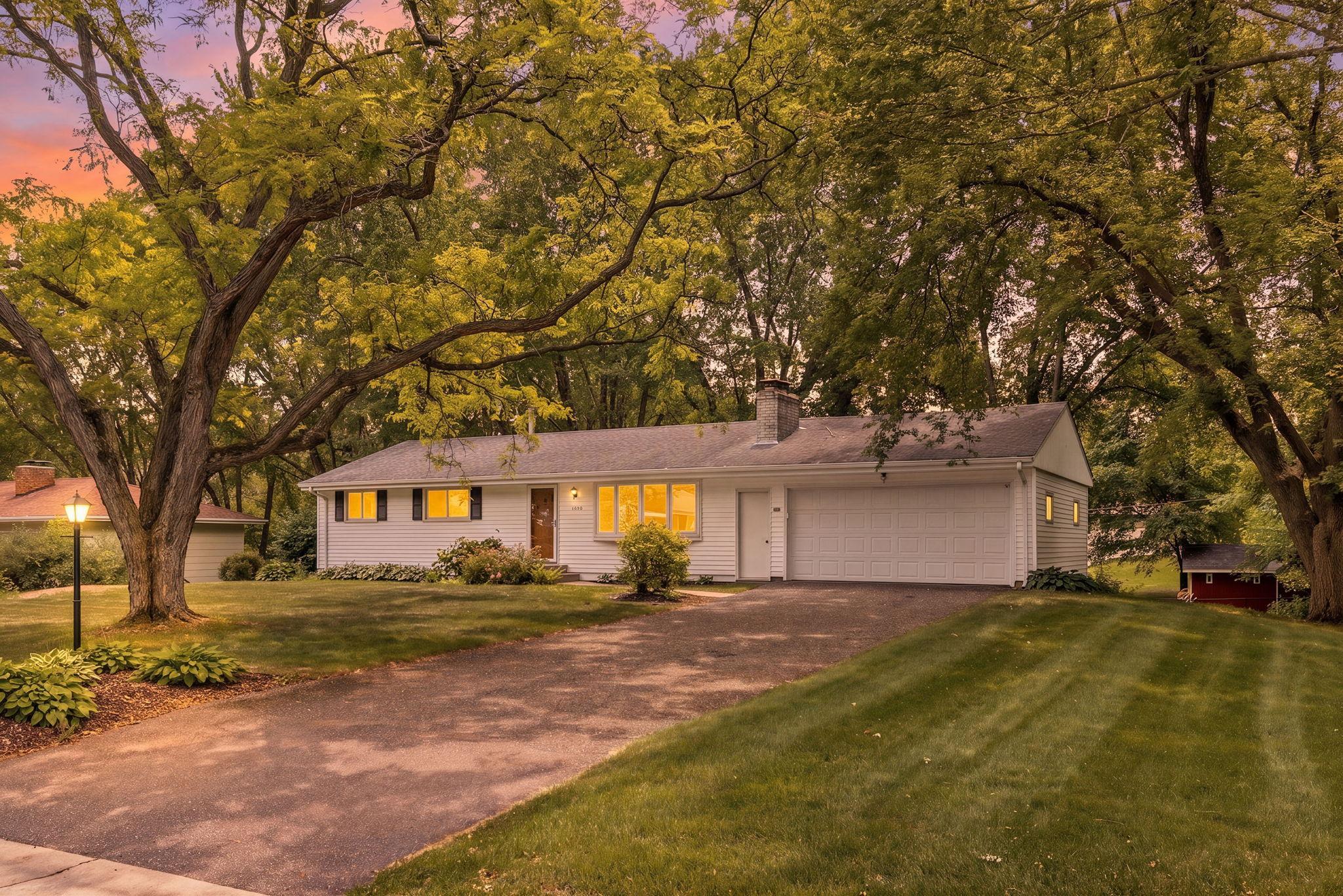 1760 Garland Lane N Property Photo 1