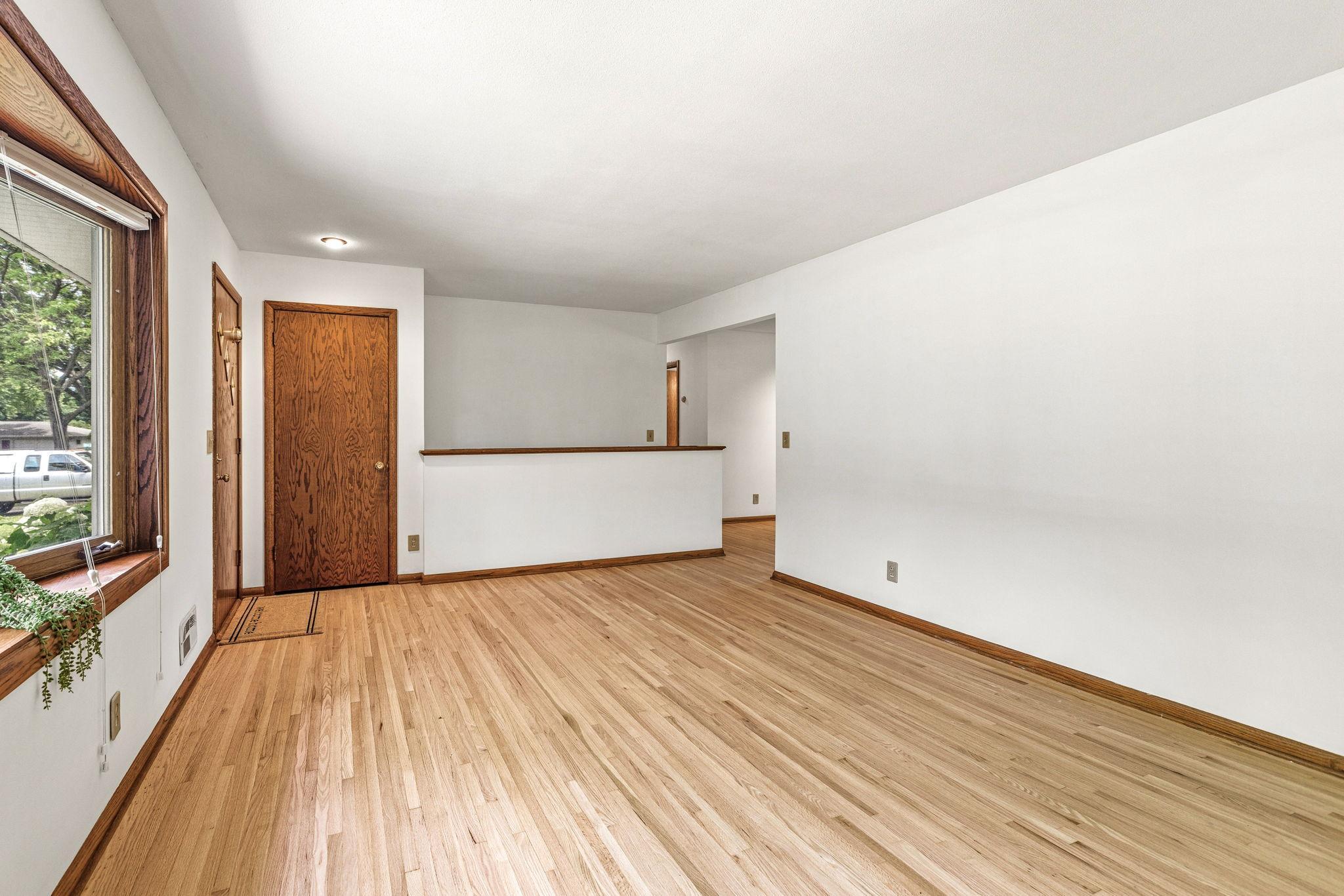 1760 Garland Lane N Property Photo 12