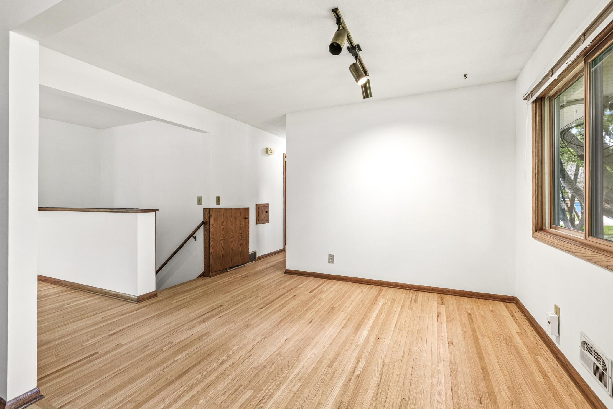 1760 Garland Lane N Property Photo 14