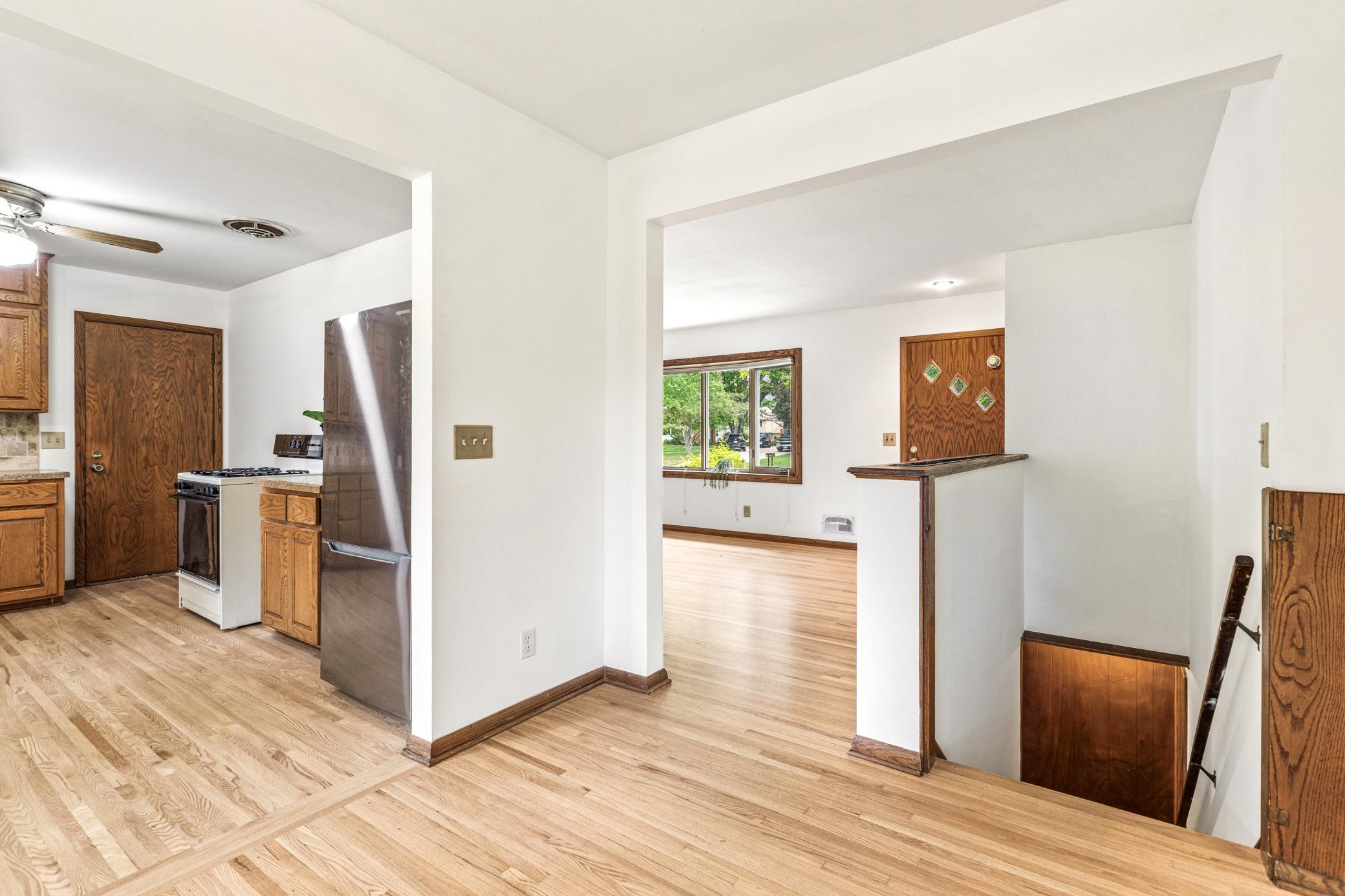 1760 Garland Lane N Property Photo 15