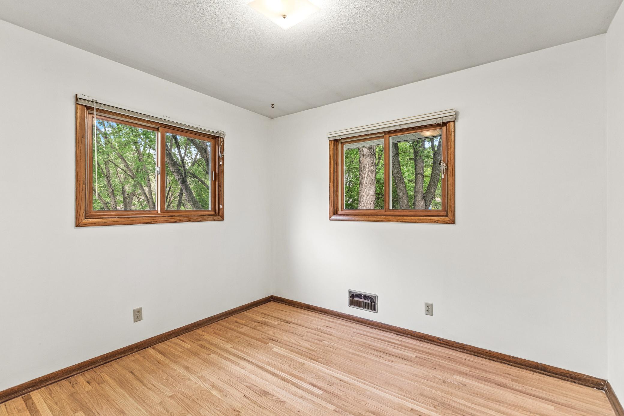 1760 Garland Lane N Property Photo 24