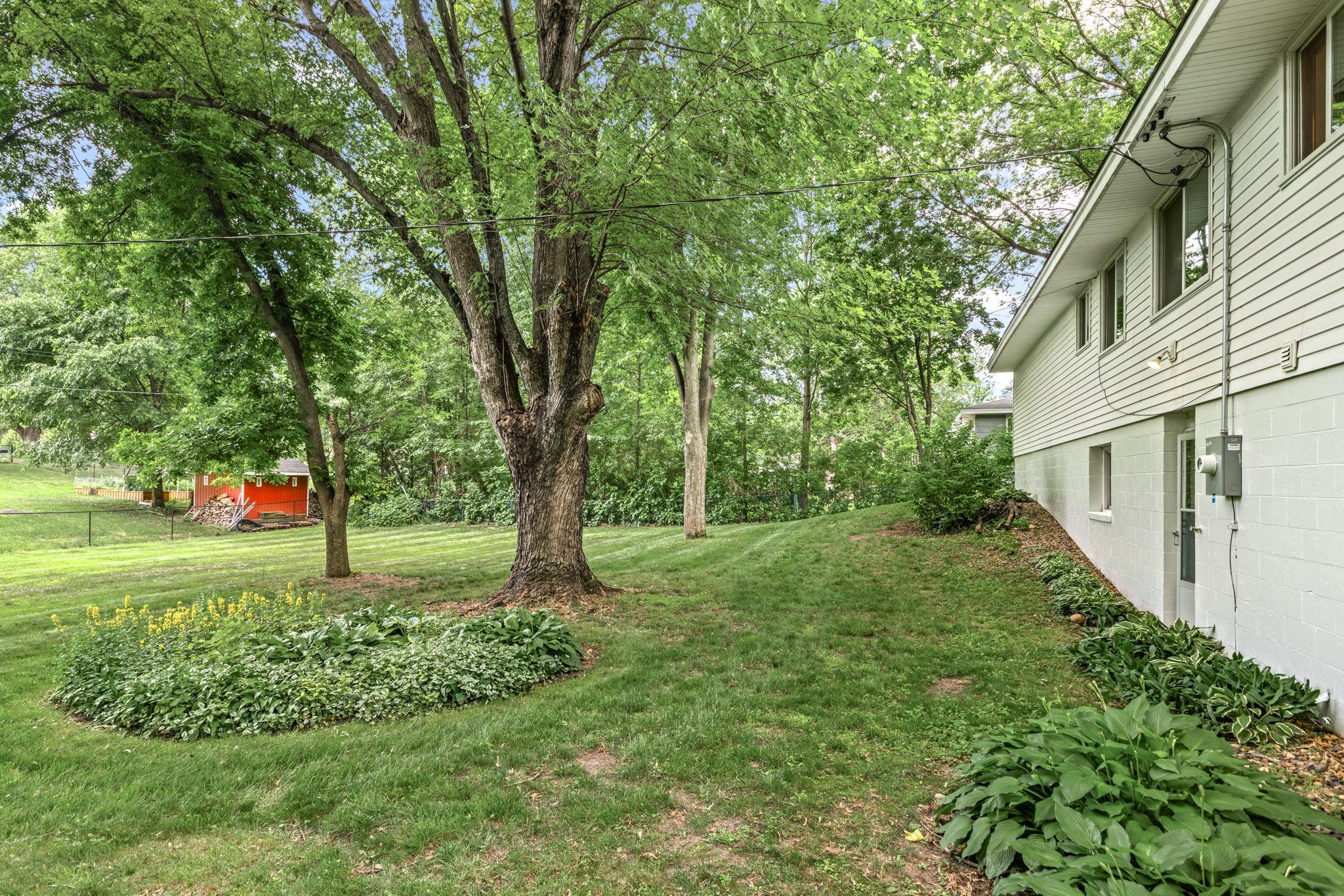 1760 Garland Lane N Property Photo 38