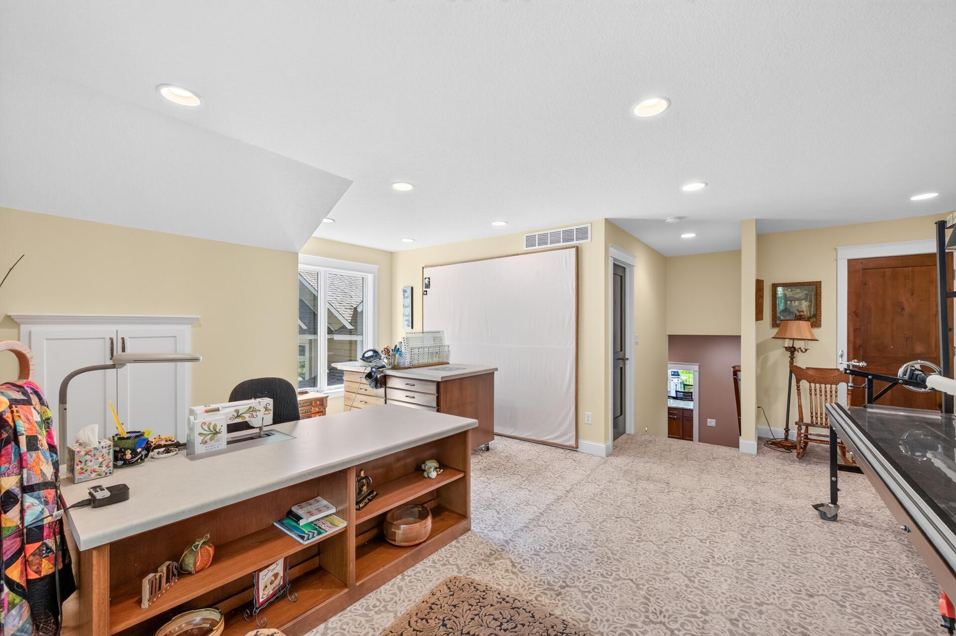 1611 Pulaski Road Property Photo 46