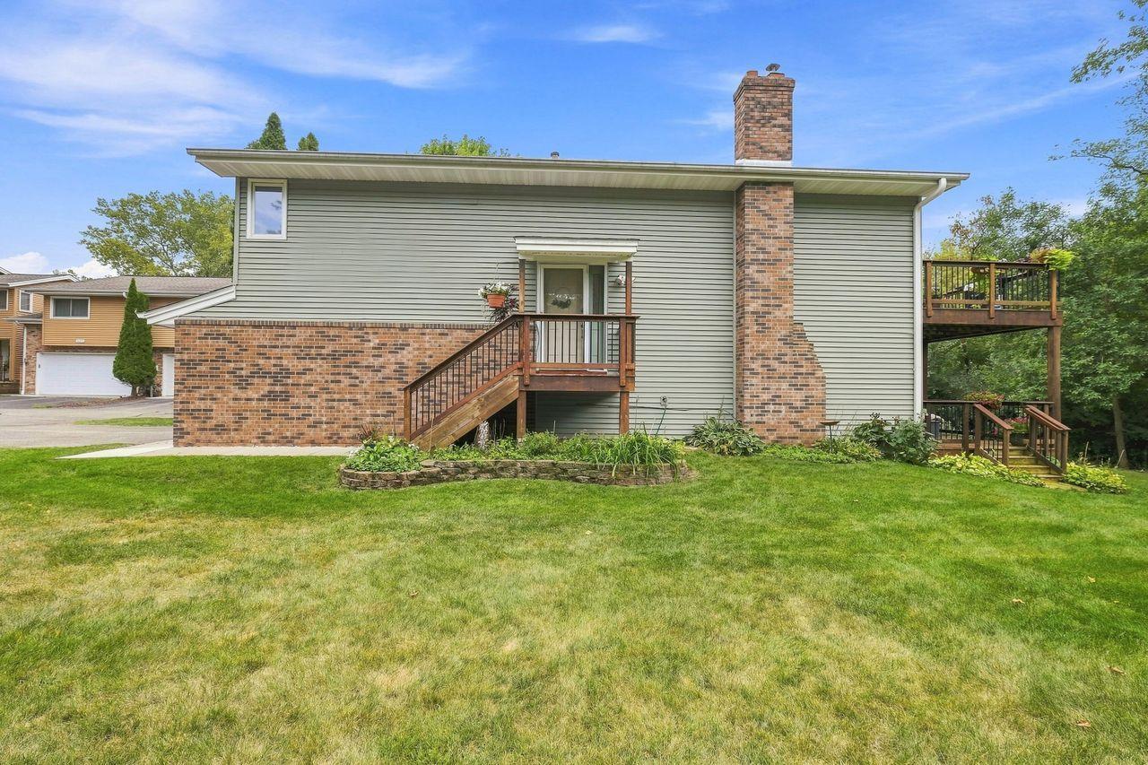 18385 Creeks Bend Drive Property Photo 34