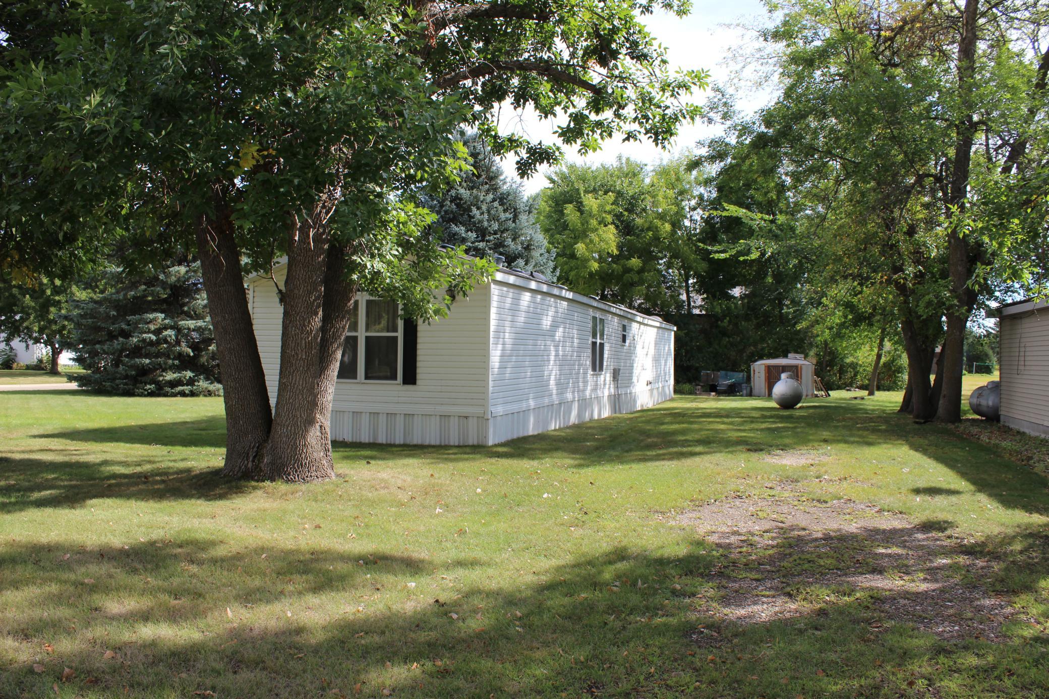 304 4th Street S Property Photo 3