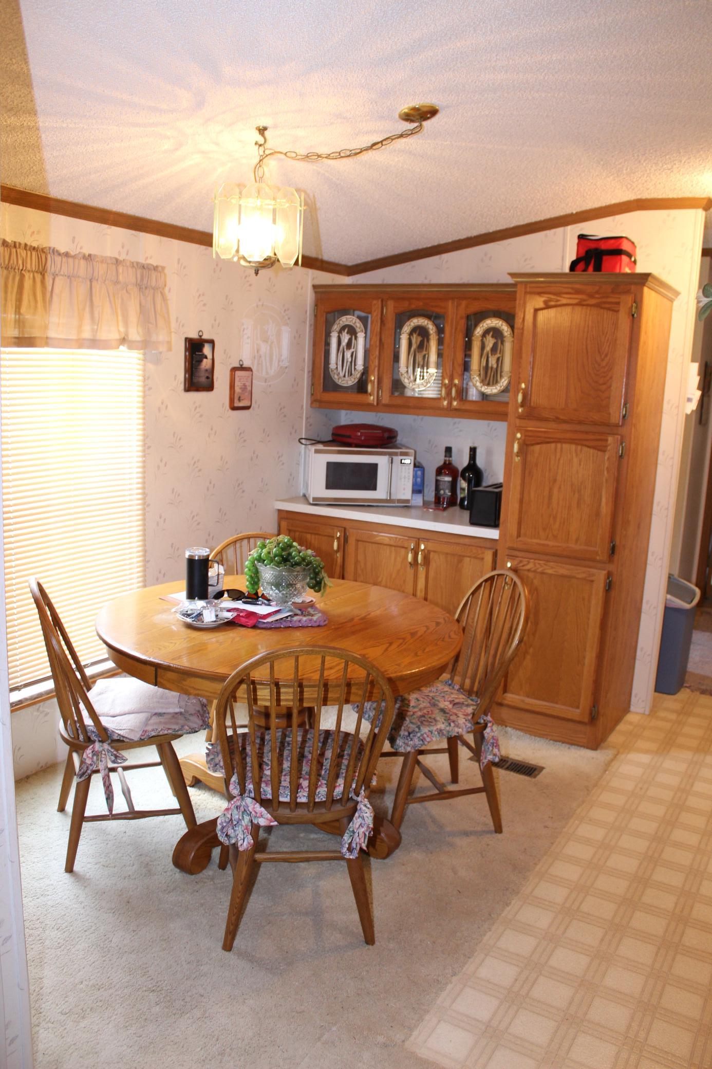304 4th Street S Property Photo 6
