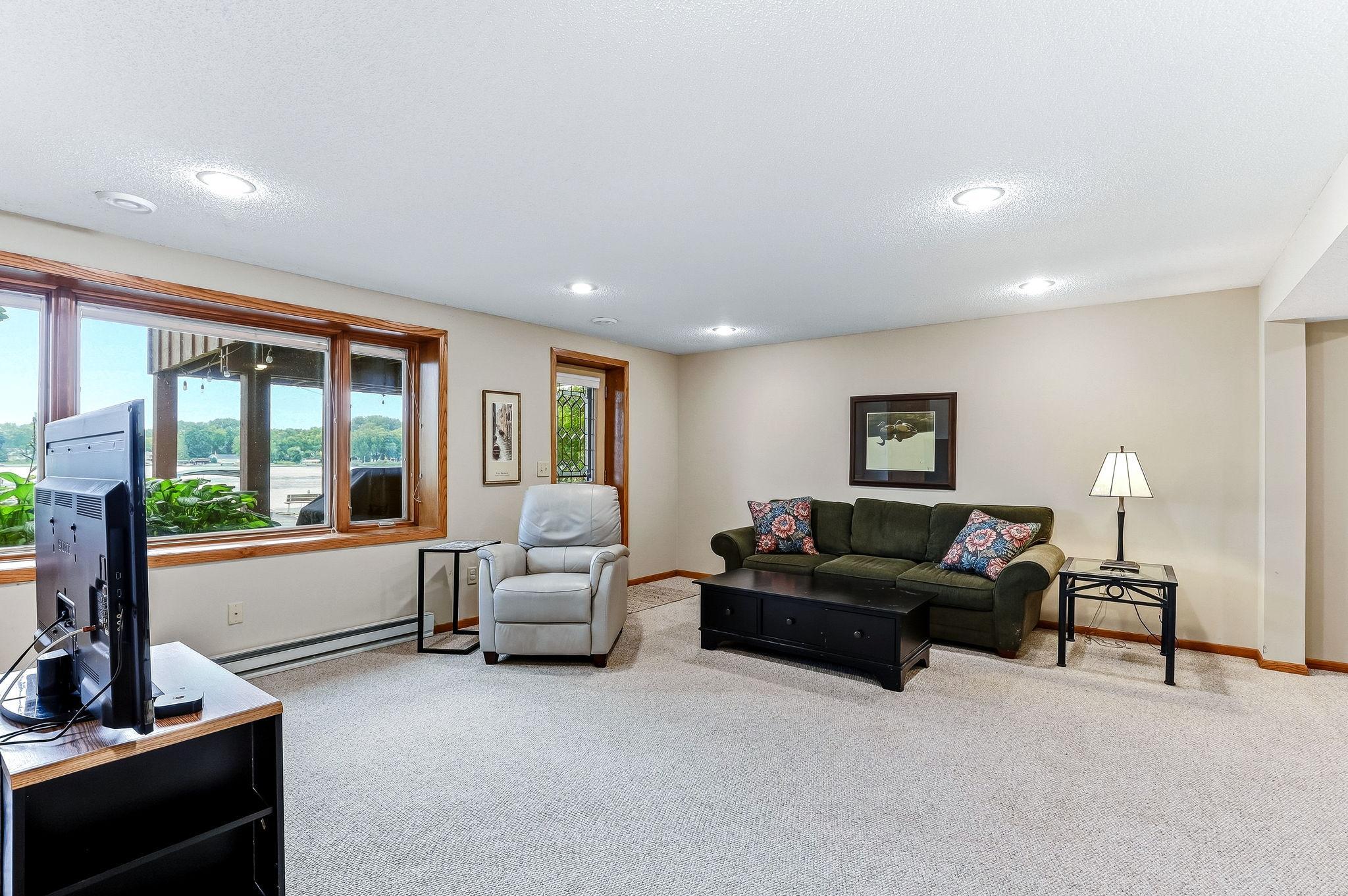 2162 Lakebrook Drive Property Photo 41