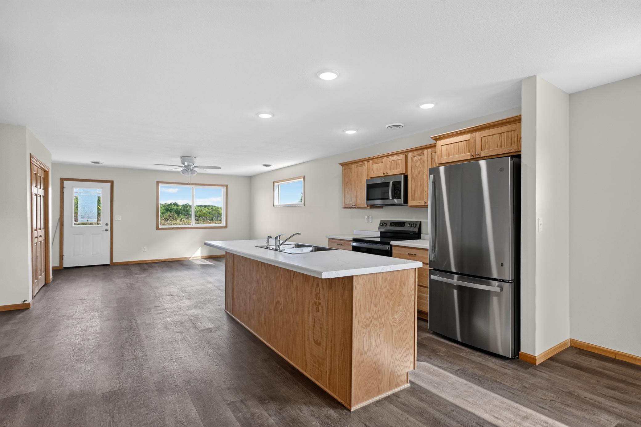 1503 Nokomis Street Property Photo 6