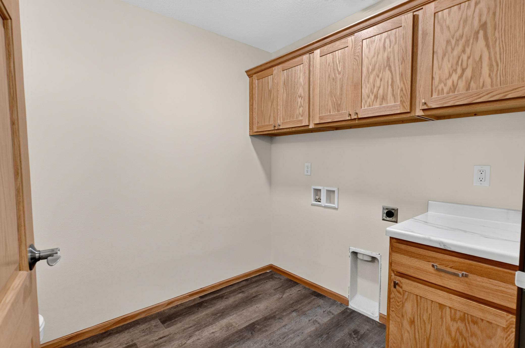1503 Nokomis Street Property Photo 10