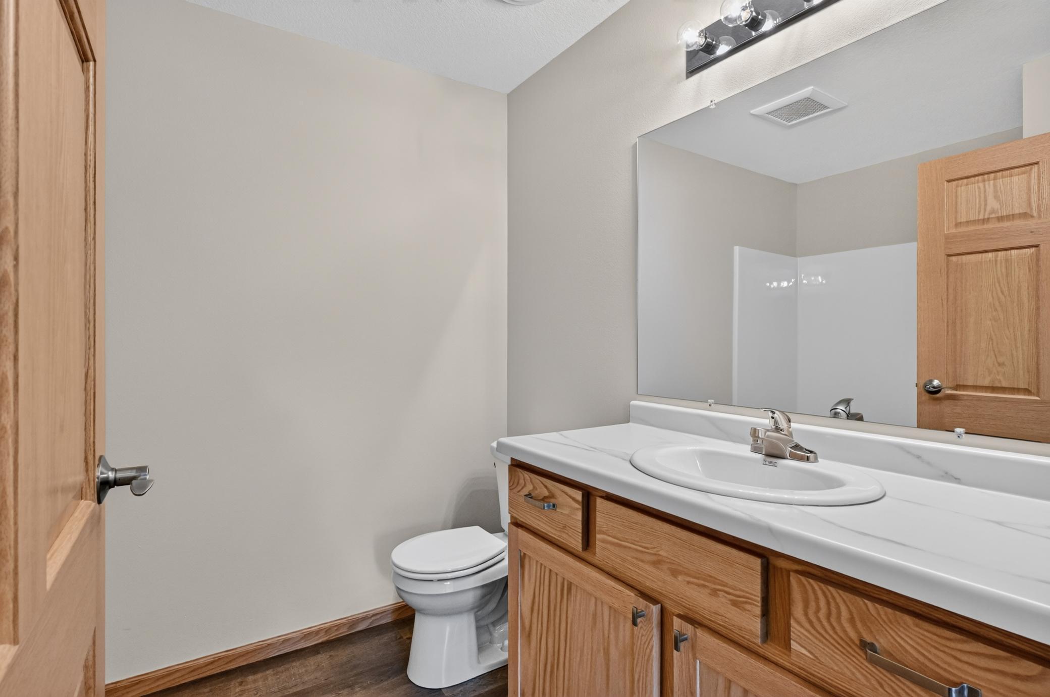 1503 Nokomis Street Property Photo 12