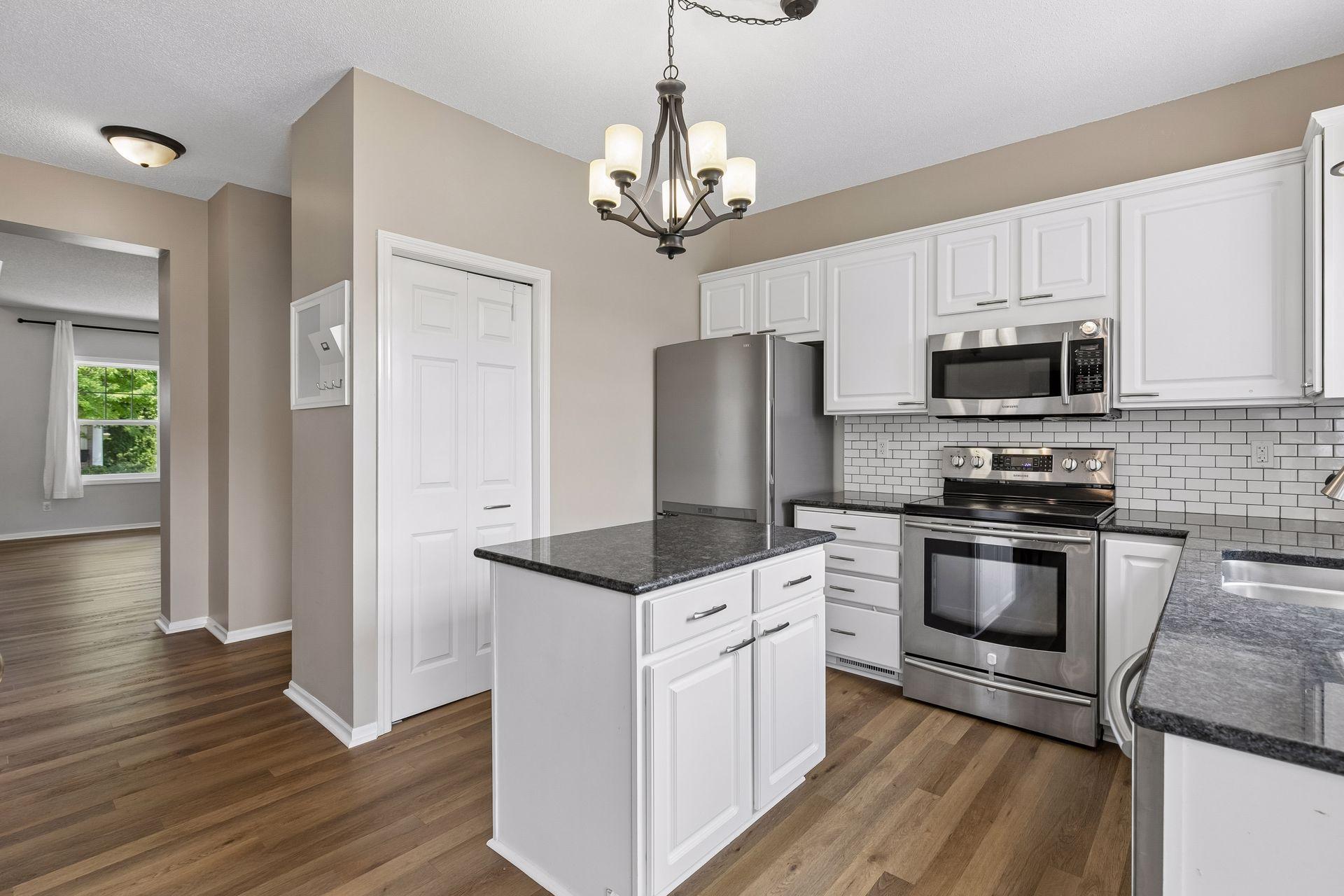 15105 Dupont Path Property Photo 12