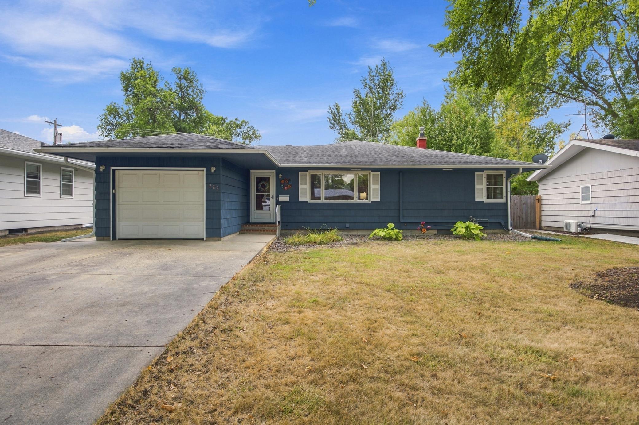 222 26th Avenue N Property Photo 1