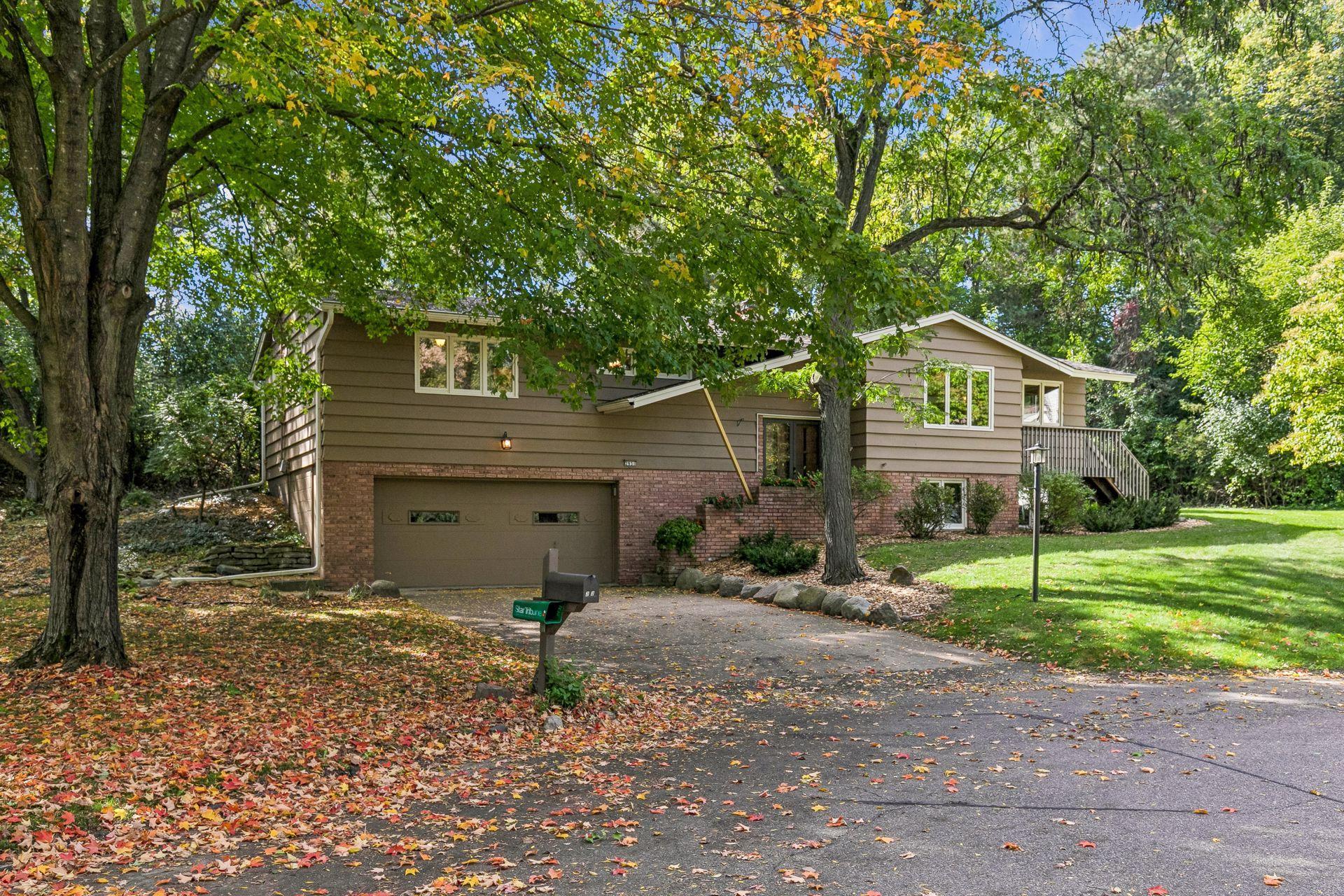 2931 Cedar Knoll Court Property Photo 1