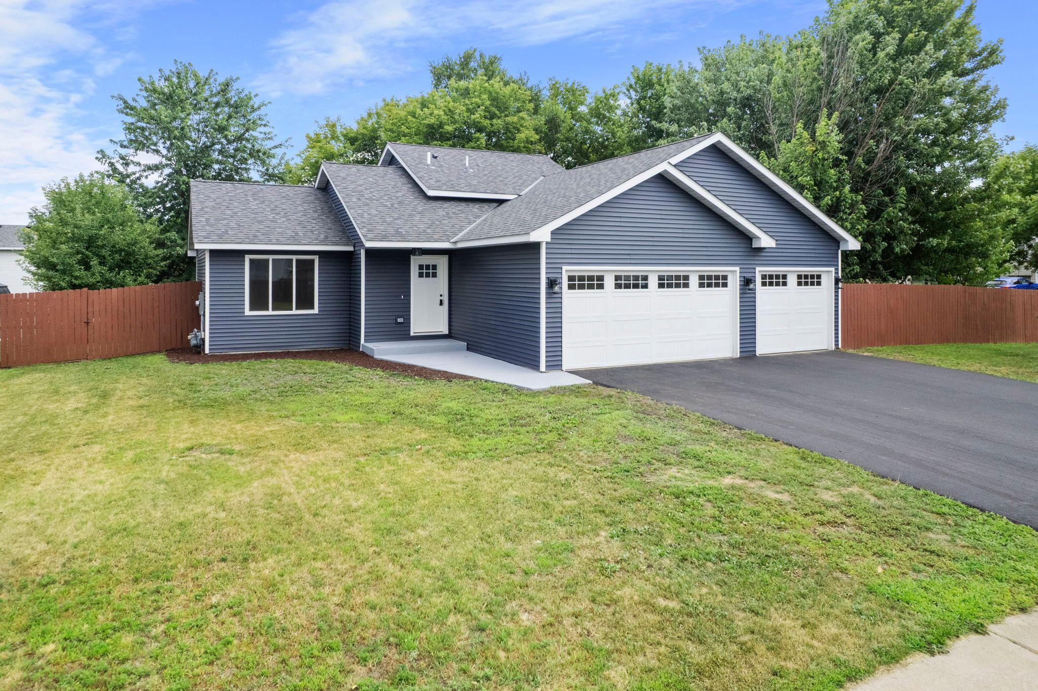808 5th Avenue Sw Property Photo 2