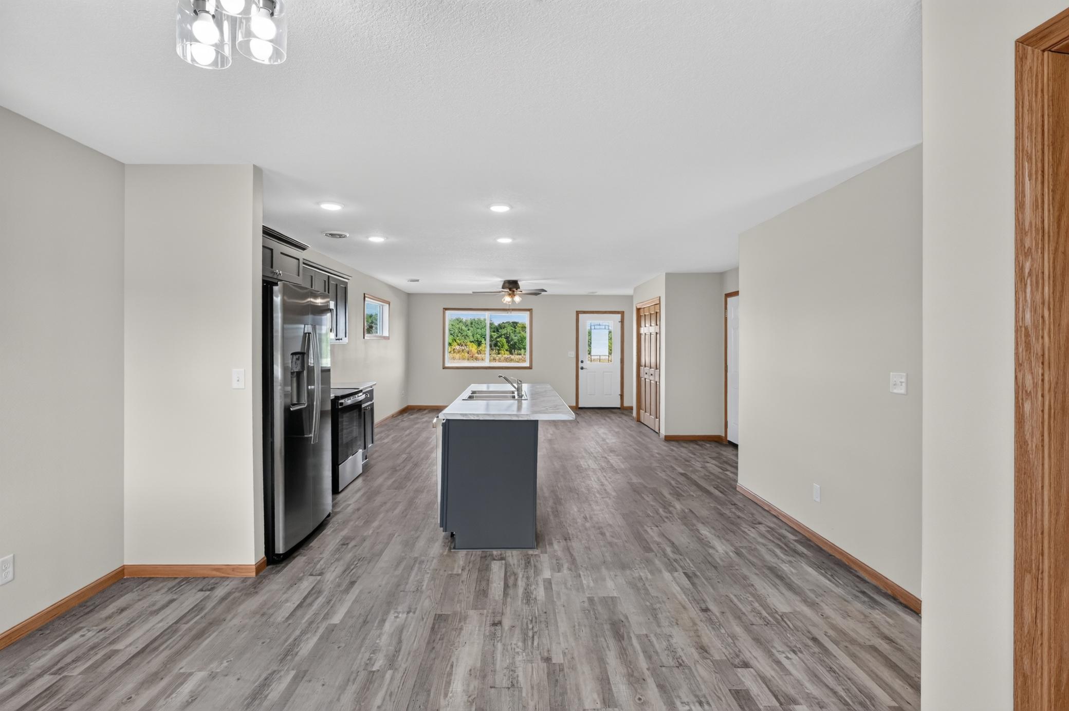 1507 Nokomis Street Property Photo 5