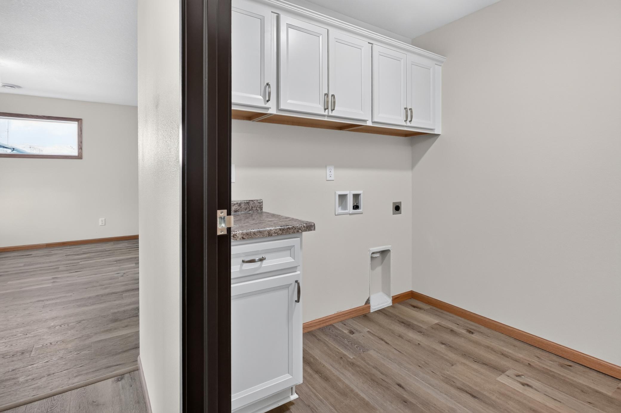 1509 Nokomis Street Property Photo 11