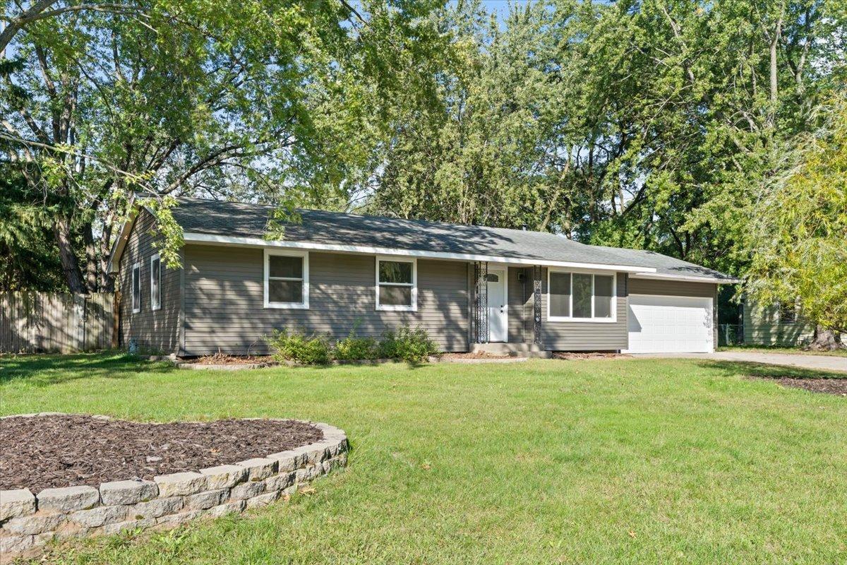 421 16th Avenue Se Property Photo 1
