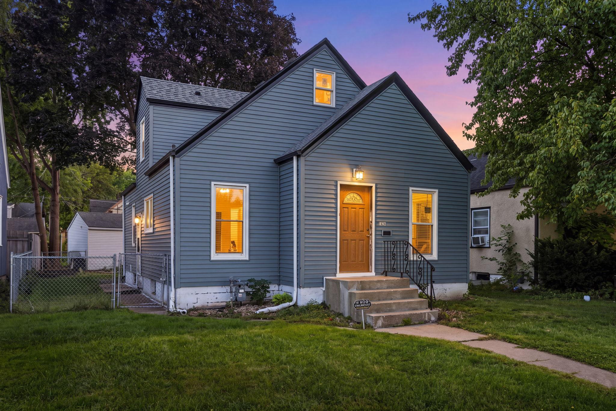 1828 Arlington Avenue E Property Photo 1