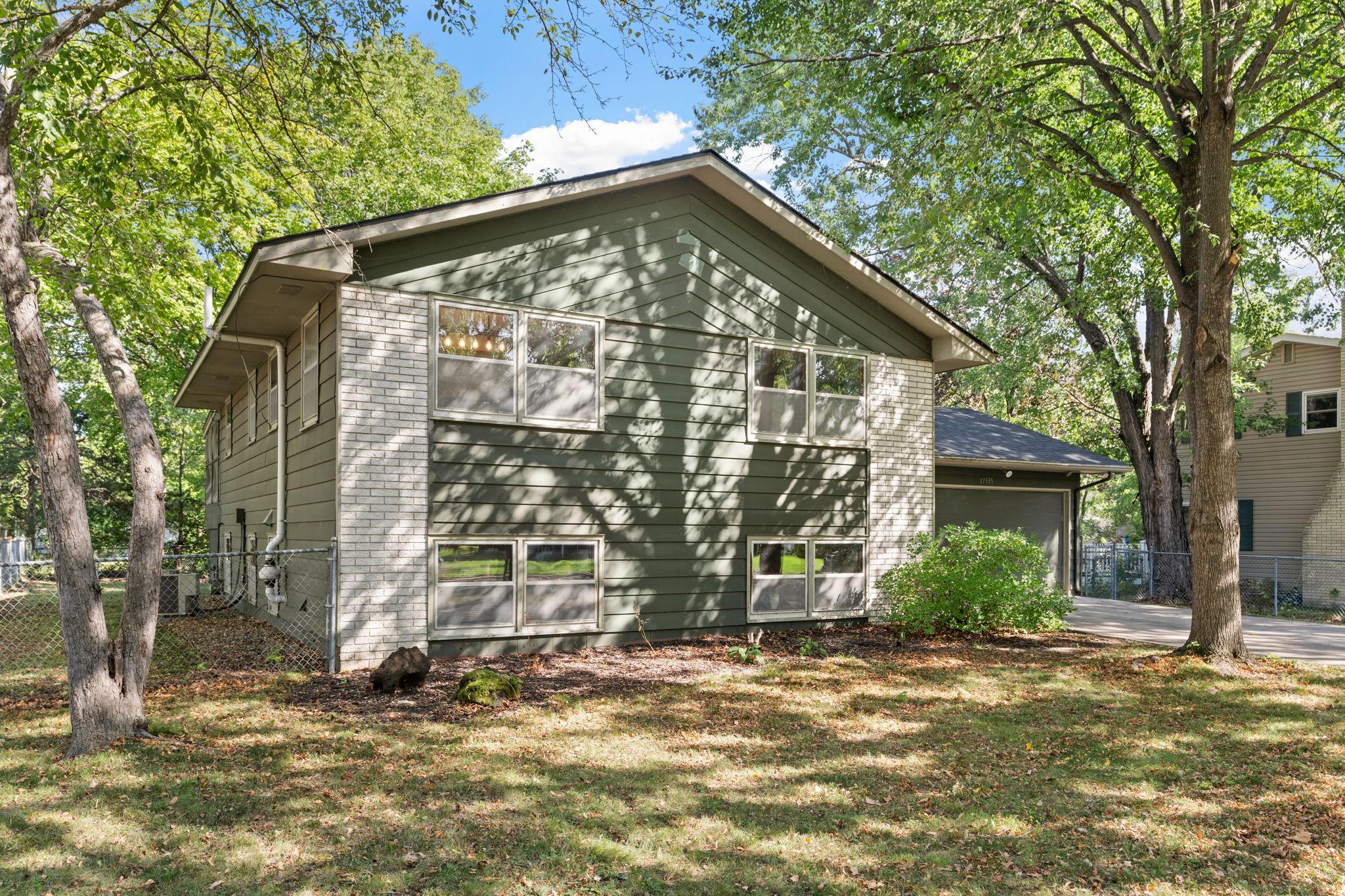 11535 9th Avenue Nw Property Photo 6