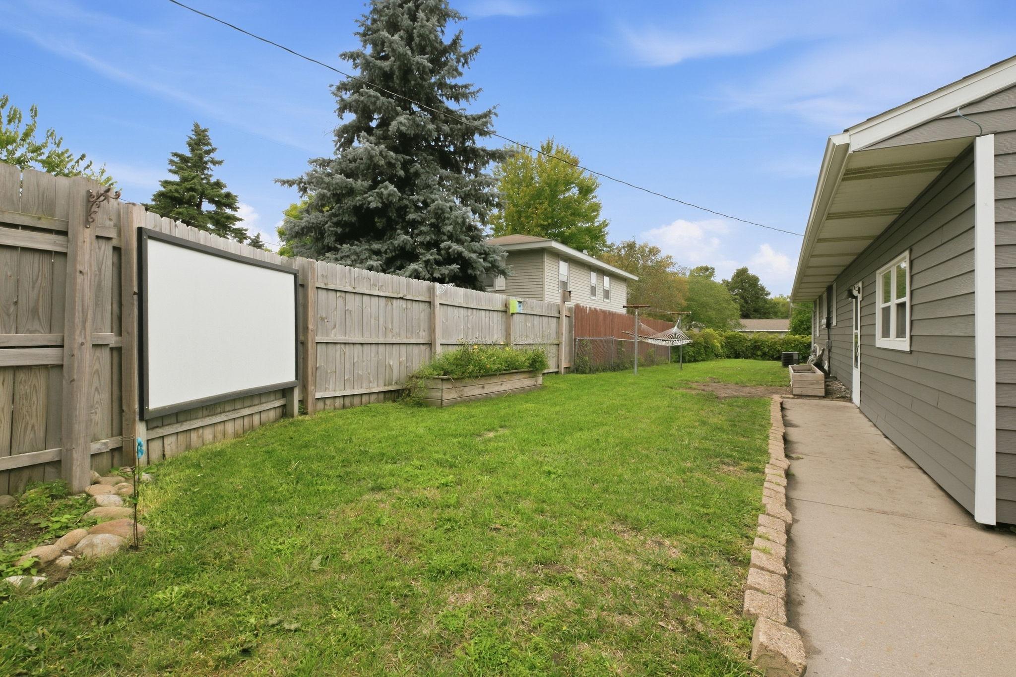 3318 9th Street N Property Photo 34