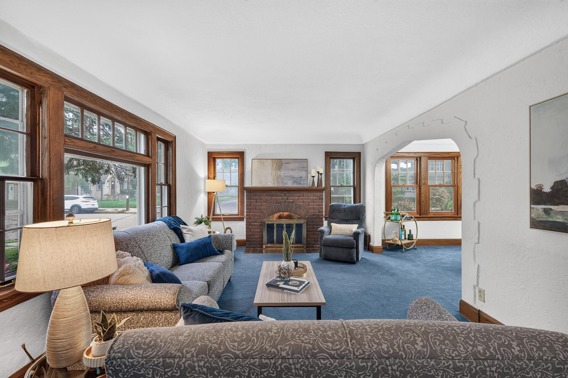 3956 Quail Avenue N Property Photo 1