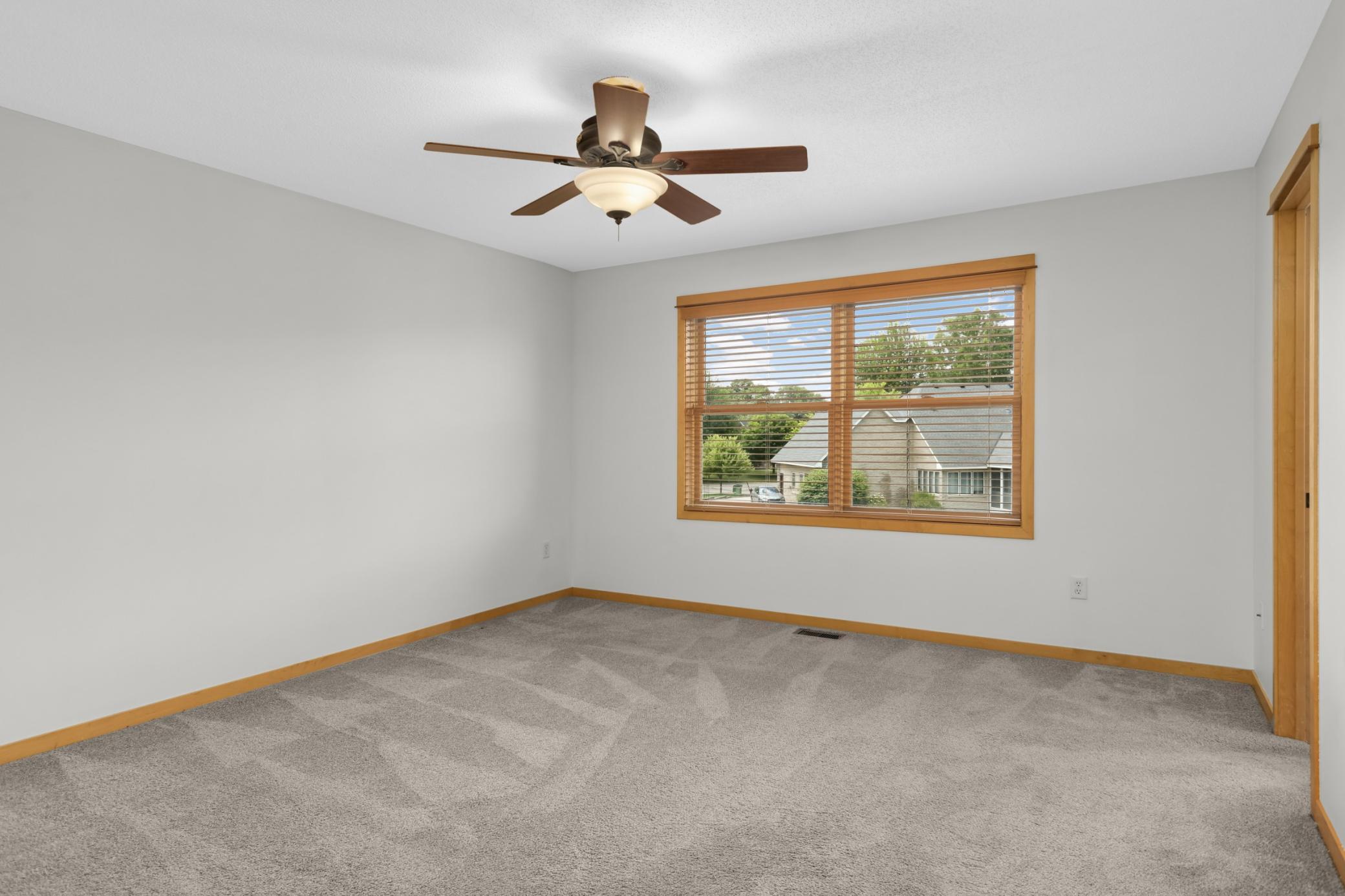 2748 105th Avenue Ne Property Photo 23