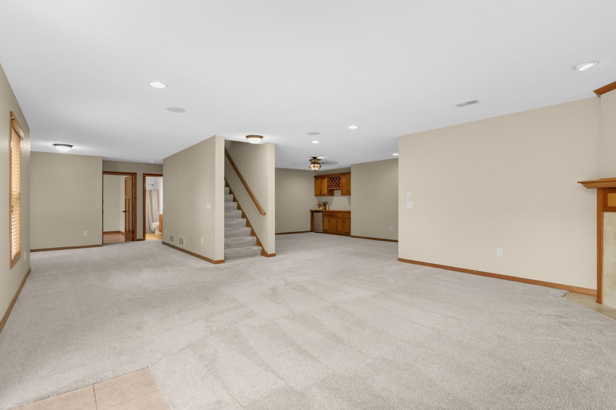 2748 105th Avenue Ne Property Photo 36