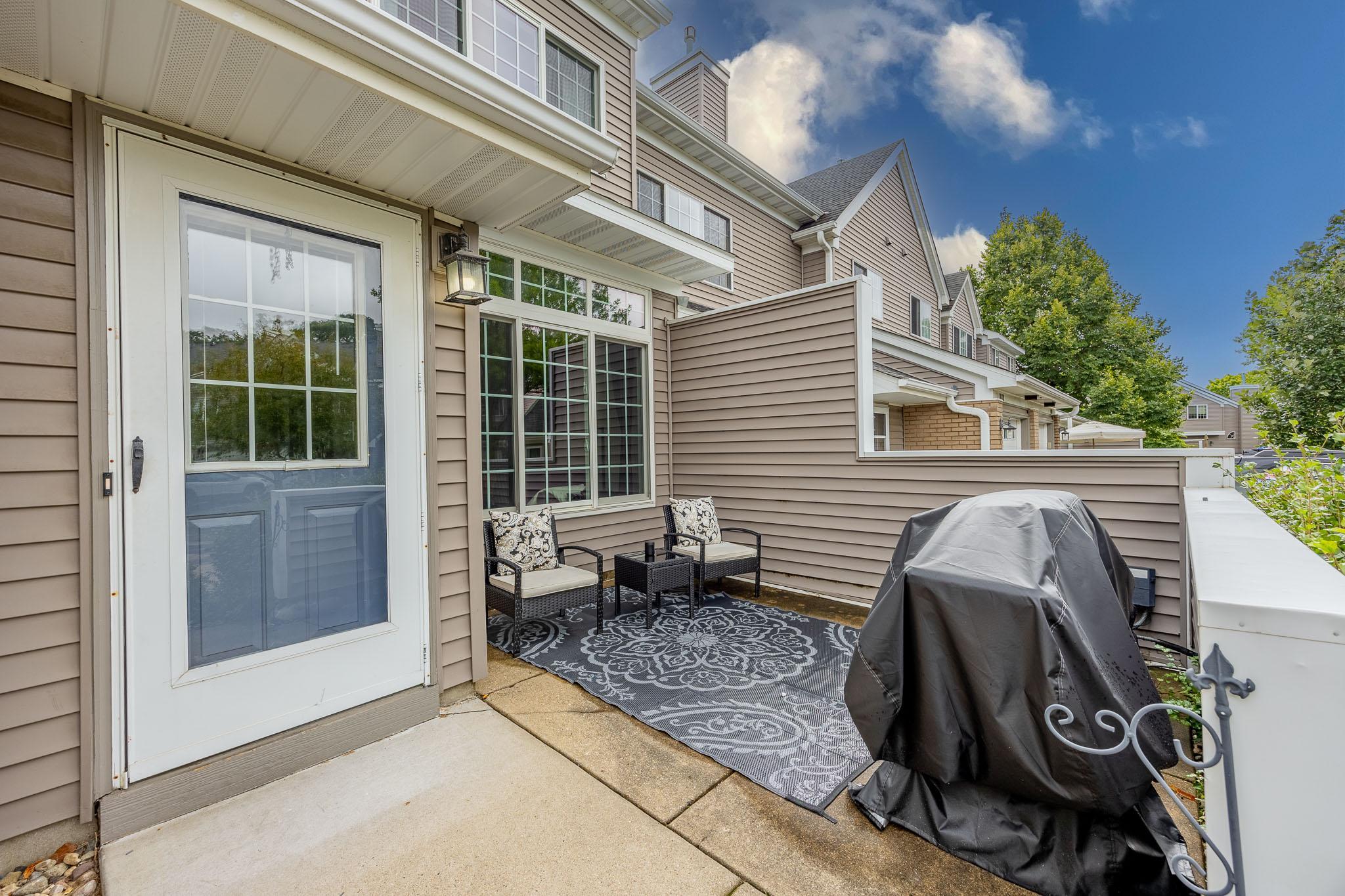18126 Settlers Way Property Photo 3