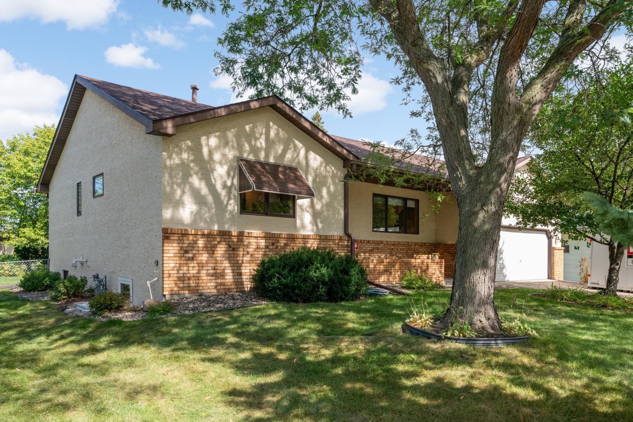 1797 Eldridge Avenue W Property Photo 1