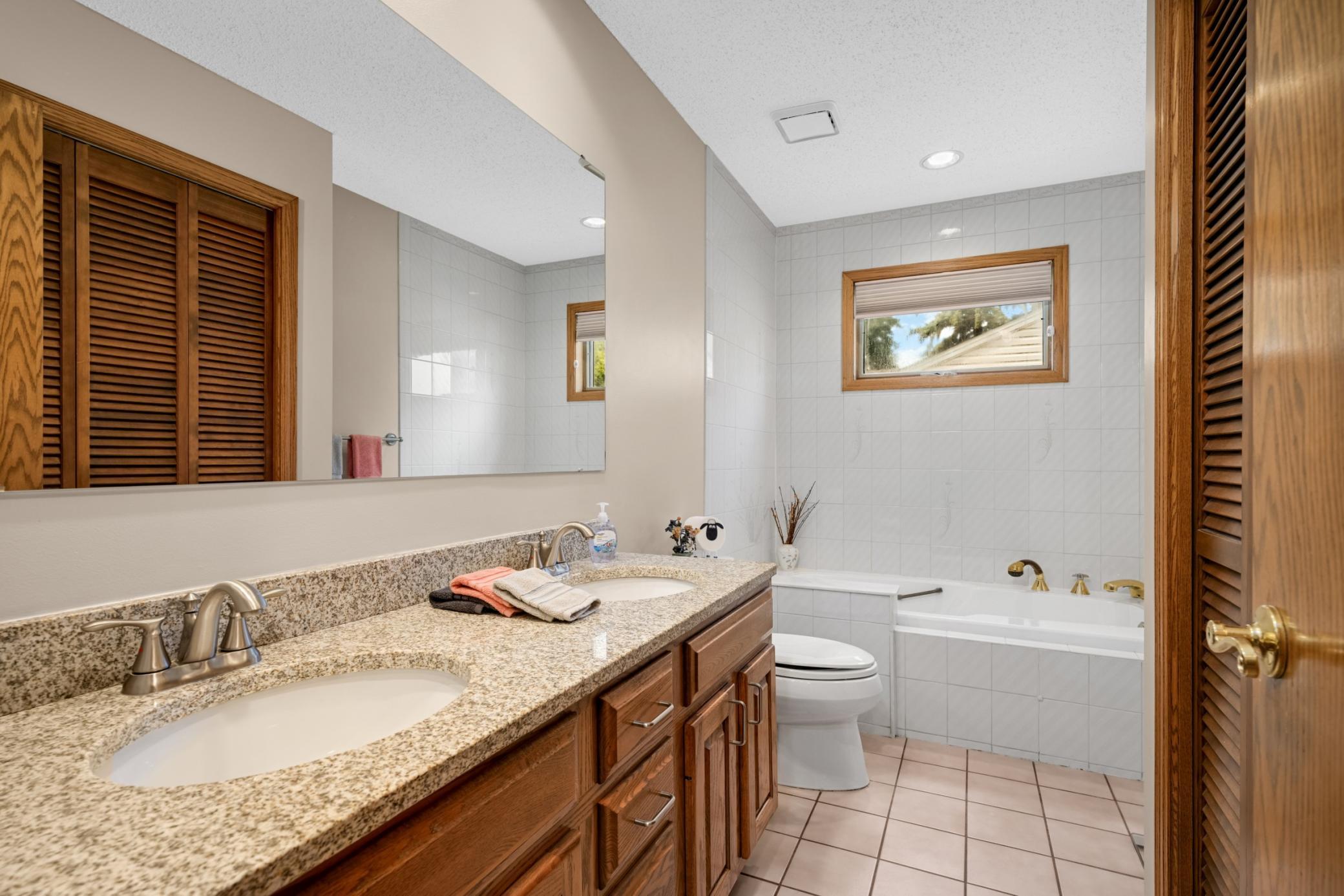 1797 Eldridge Avenue W Property Photo 21