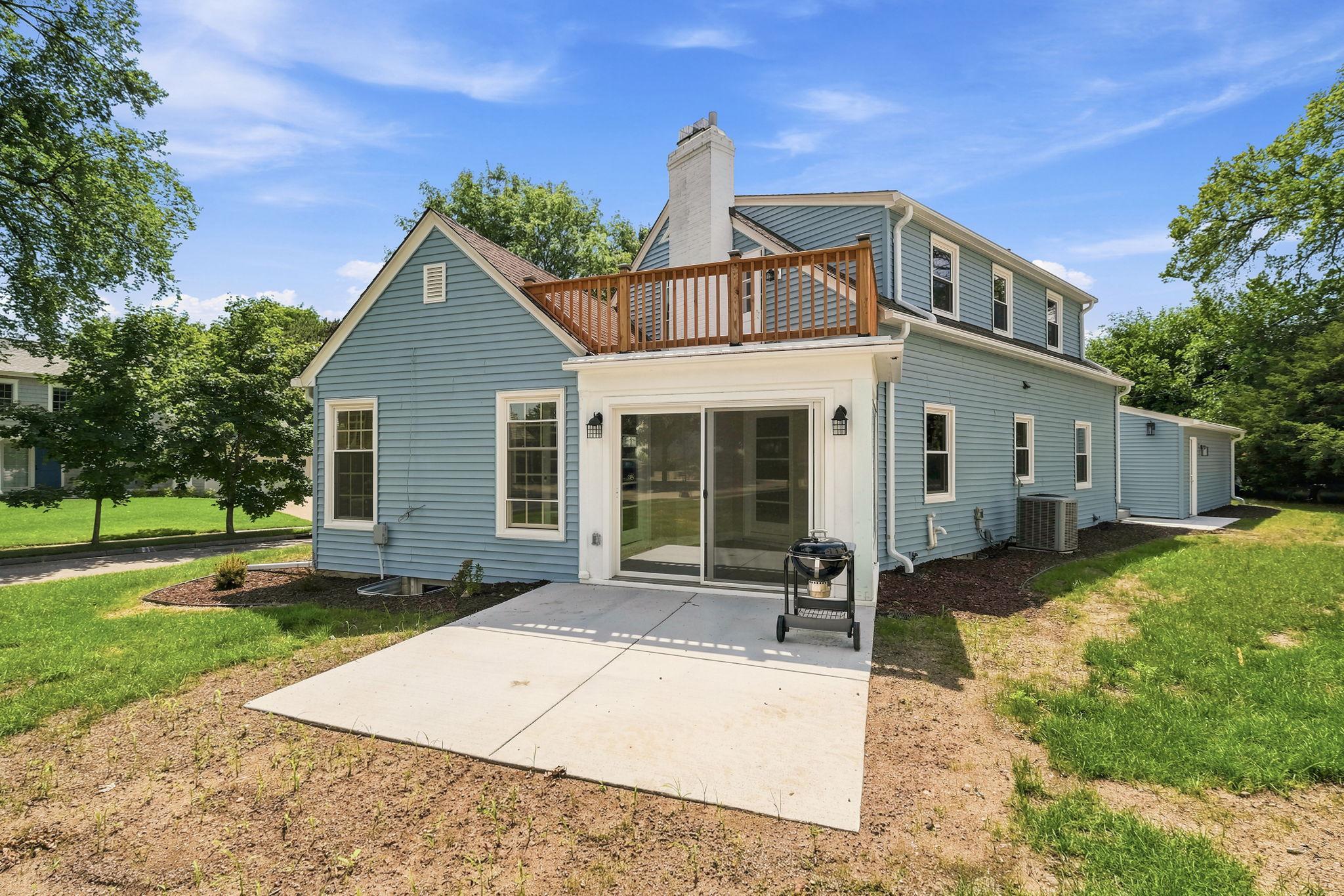 4920 Sunnyside Road Property Photo 4