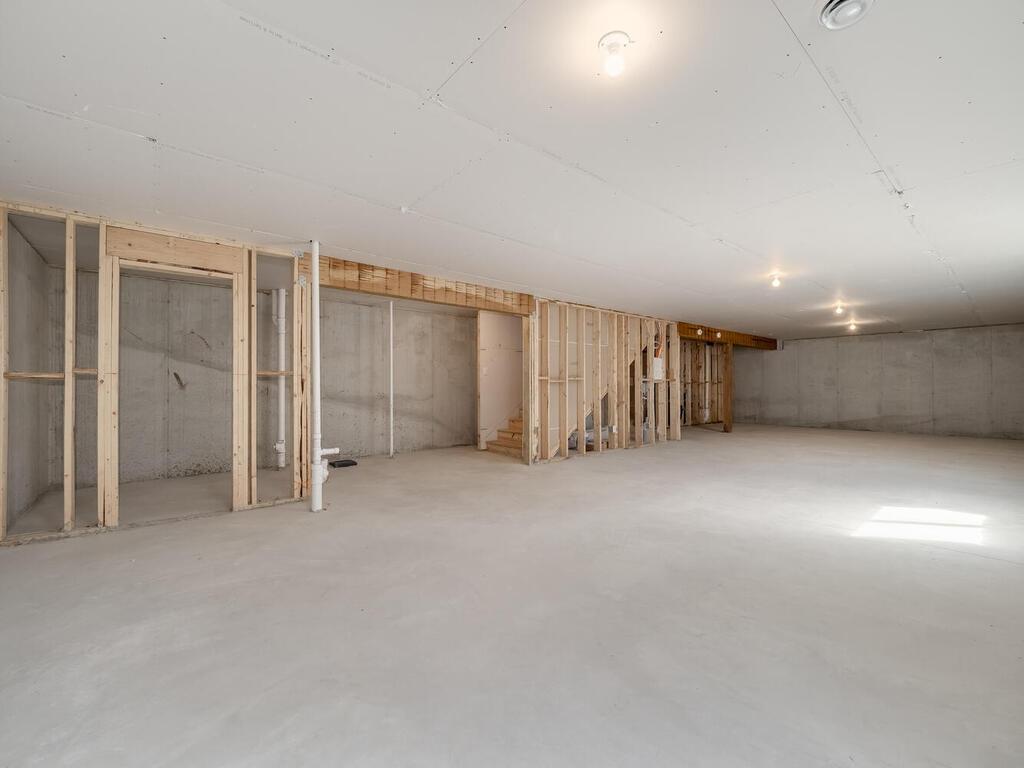 10691 Bent Pine Lane Property Photo 35