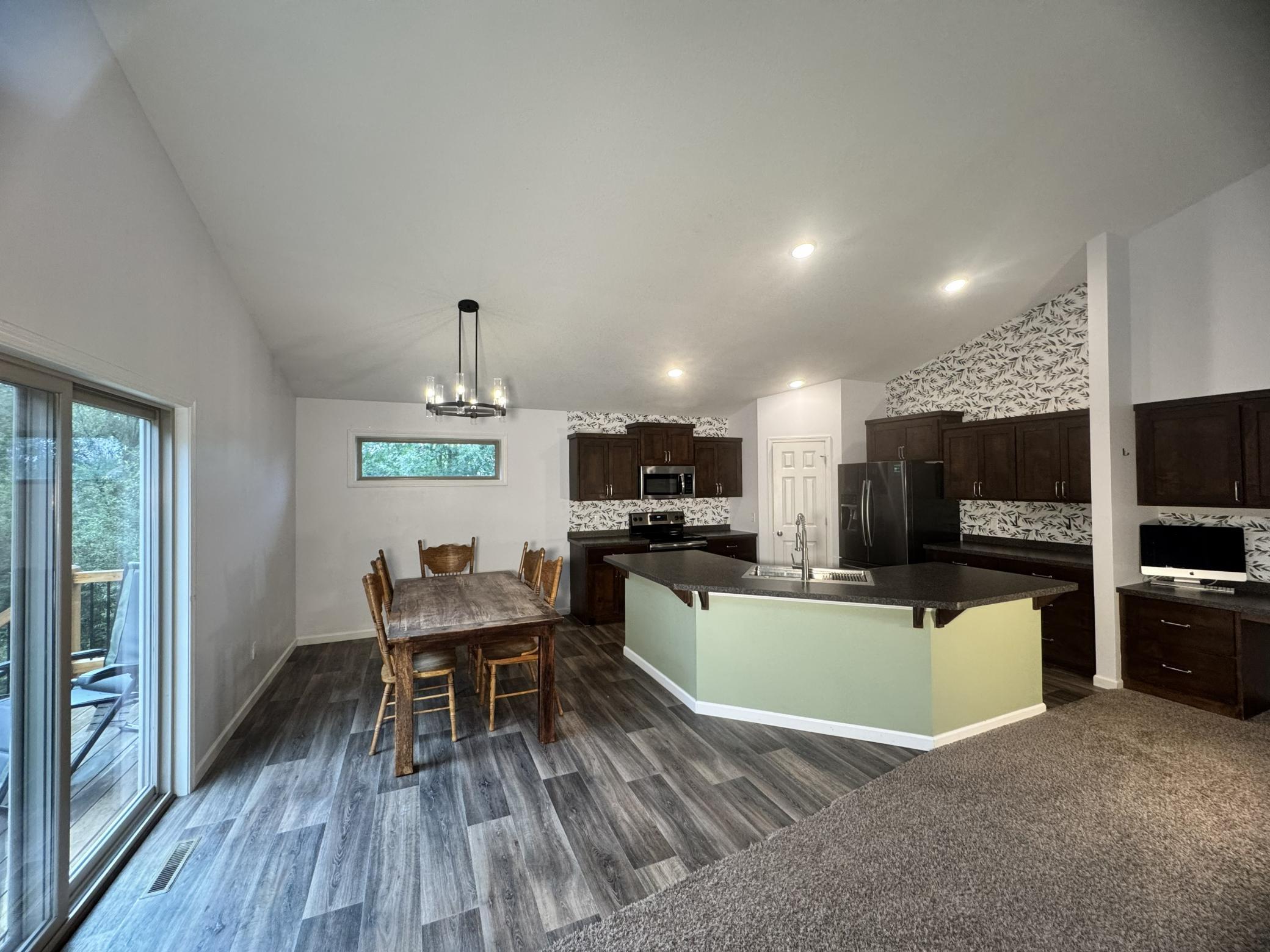 8609 Sugarberry Creek Property Photo 34