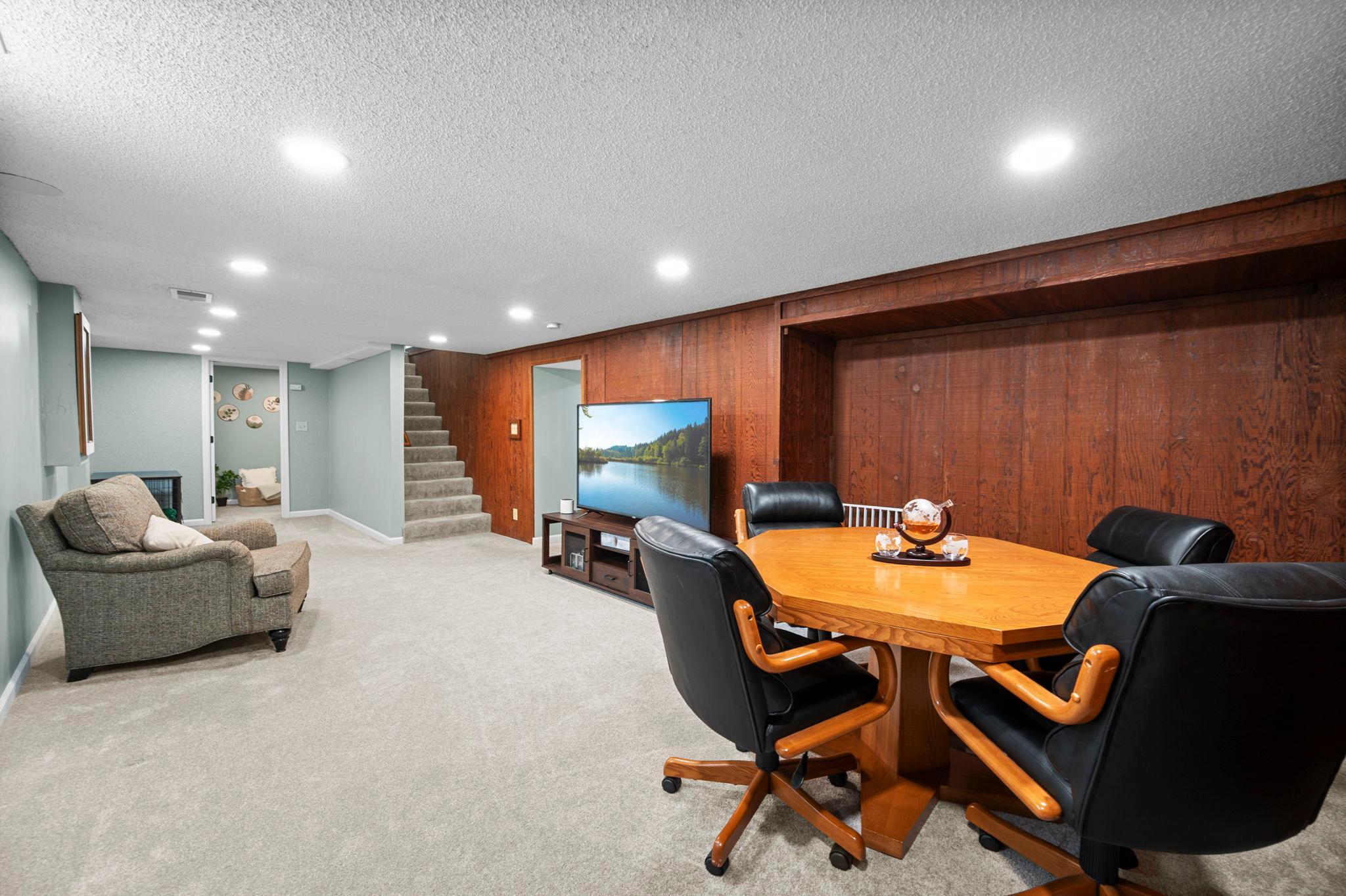 16288 Florida Way W Property Photo 18