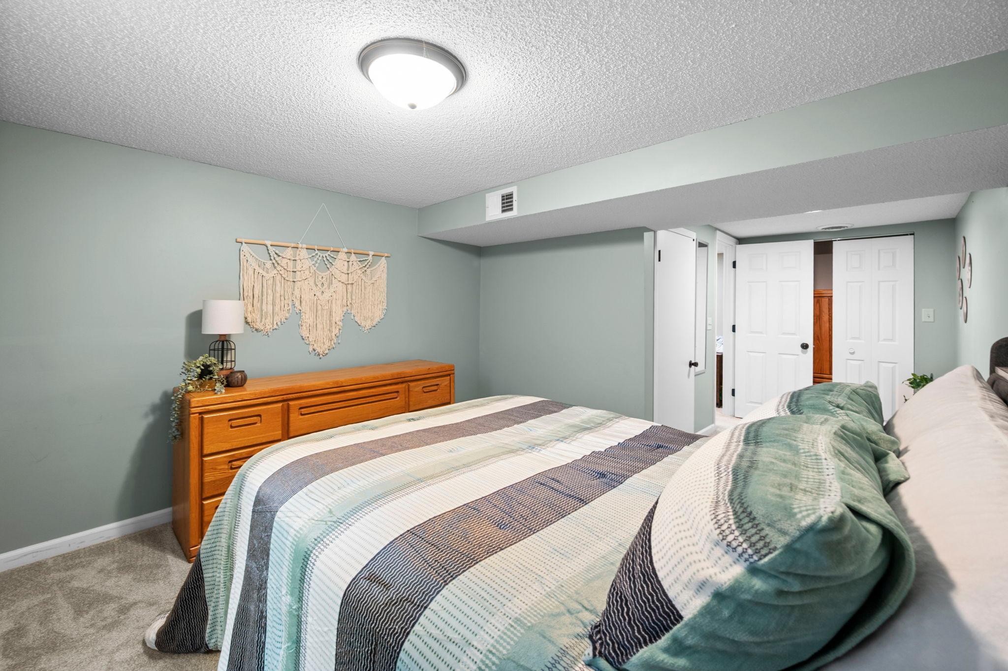 16288 Florida Way W Property Photo 20