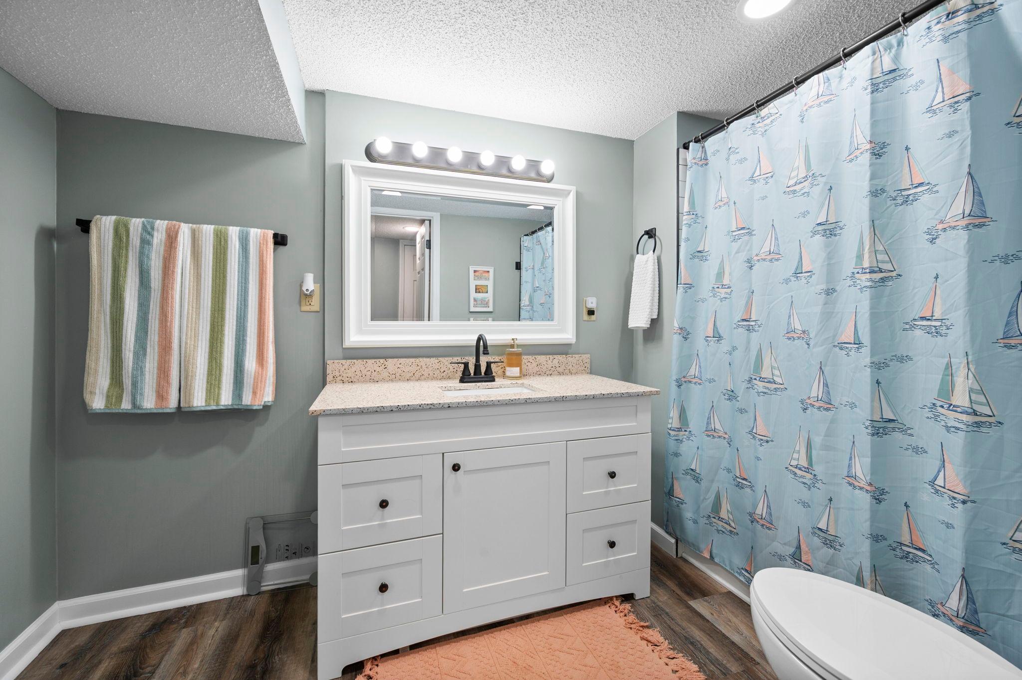 16288 Florida Way W Property Photo 22