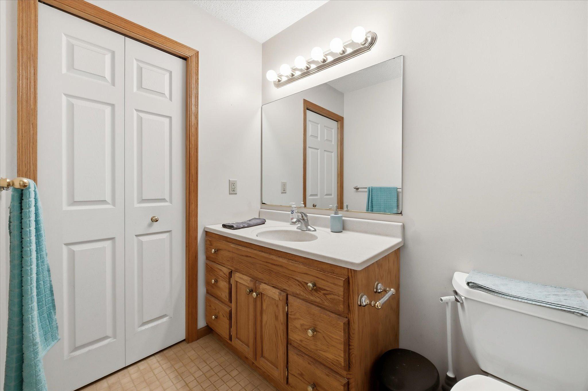 12103 Oak Park Boulevard Ne Property Photo 12