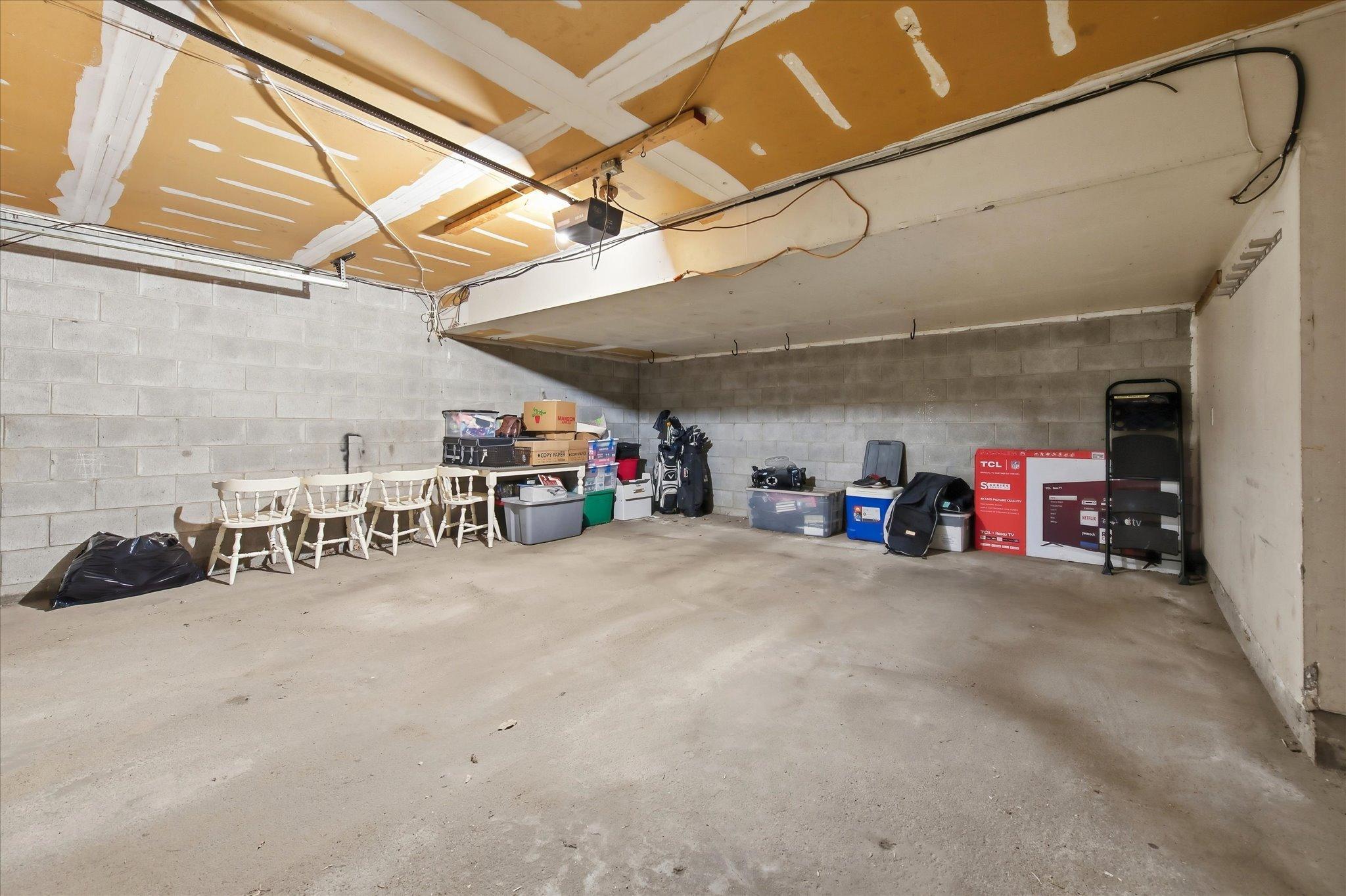 12103 Oak Park Boulevard Ne Property Photo 19