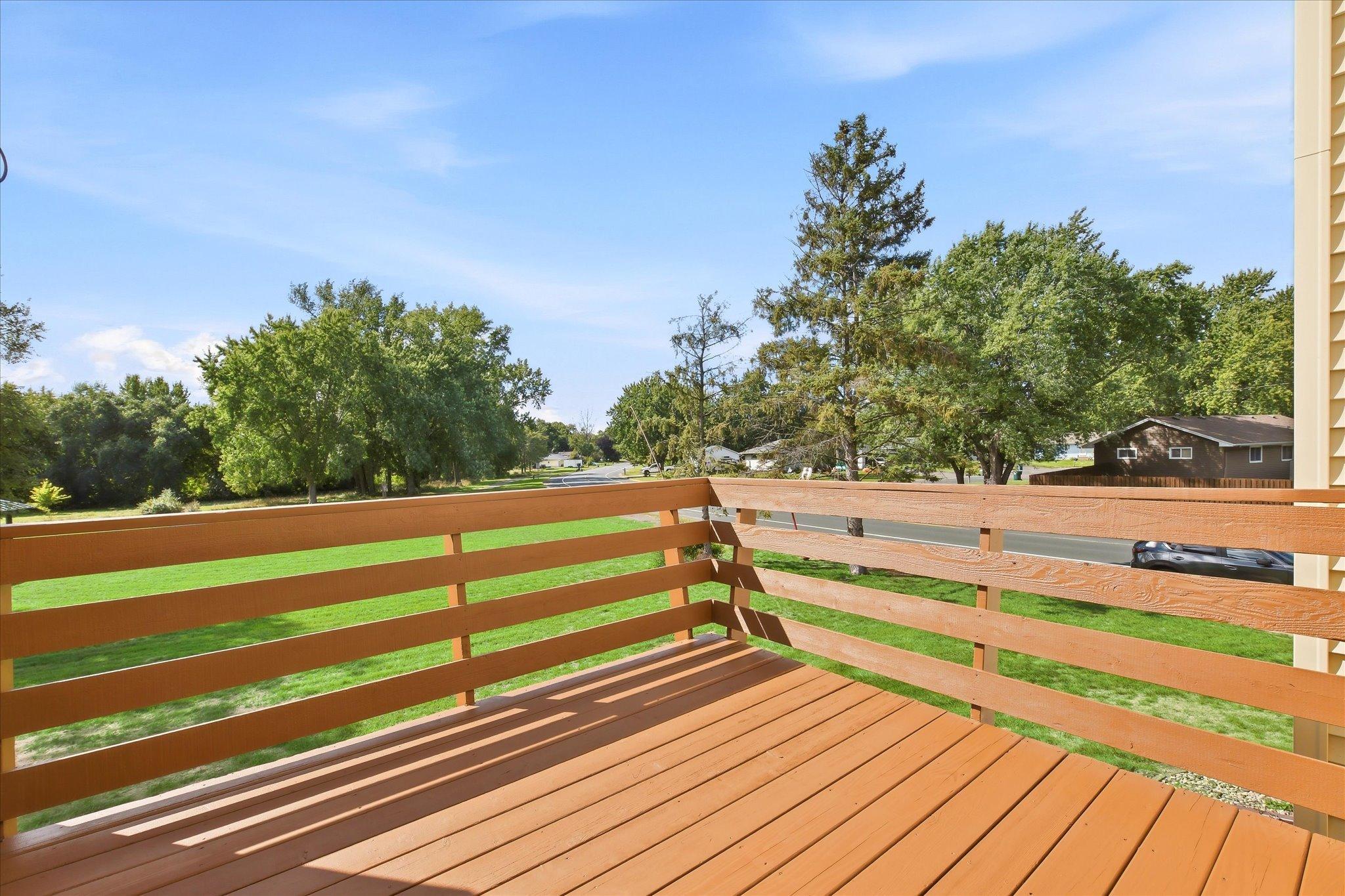 12103 Oak Park Boulevard Ne Property Photo 20