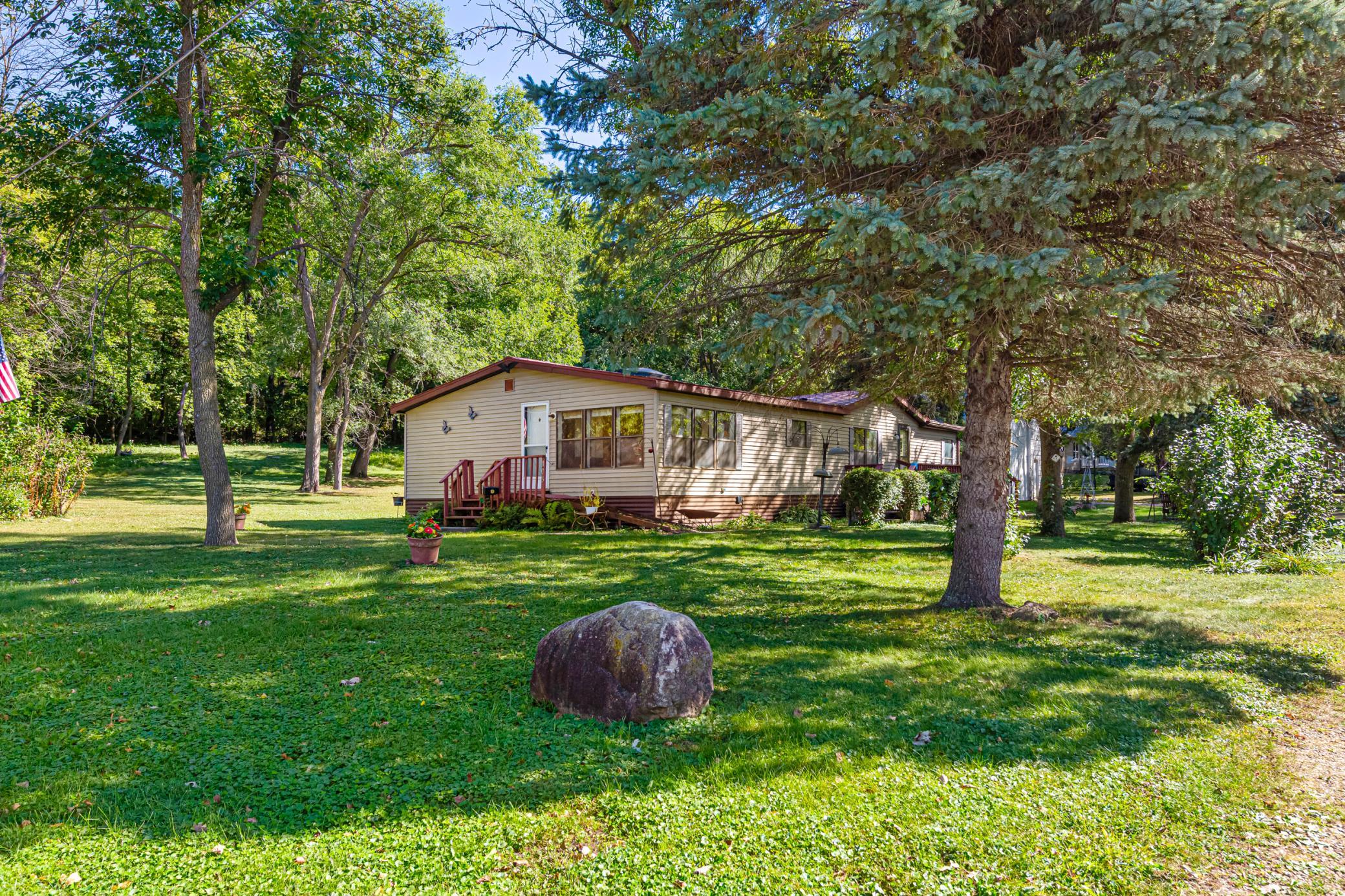 103 Ladd Street W Property Photo 1