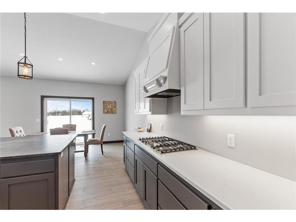 22146 Johnson Street Nw Property Photo 4
